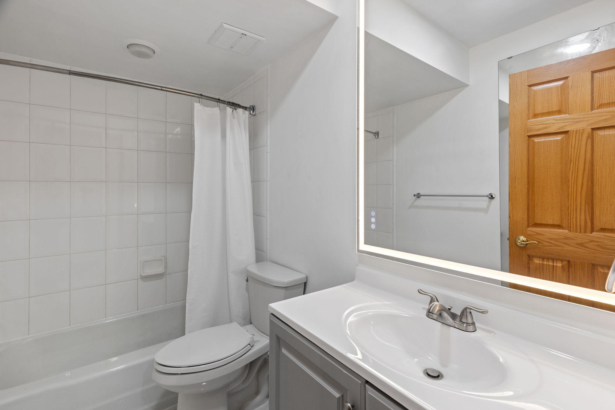 View of Residential at 6301 Barrie Road, Edina MN 55435, Edina (24 of 32) - Mike Wilen | Minnesota Team Real Estate