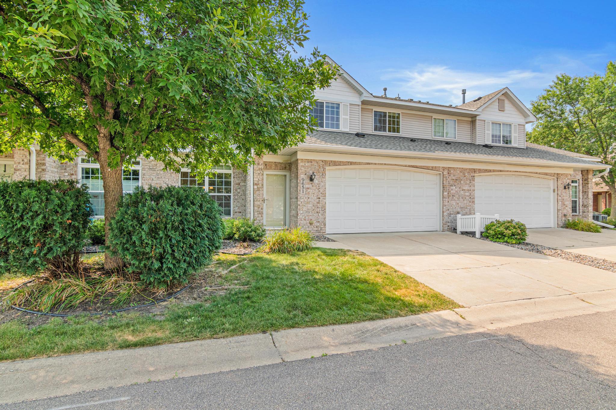 View of Residential at 9651 Belmont Lane, Eden Prairie MN 55347, Eden Prairie (27 of 28) - Mike Wilen | Minnesota Team Real Estate