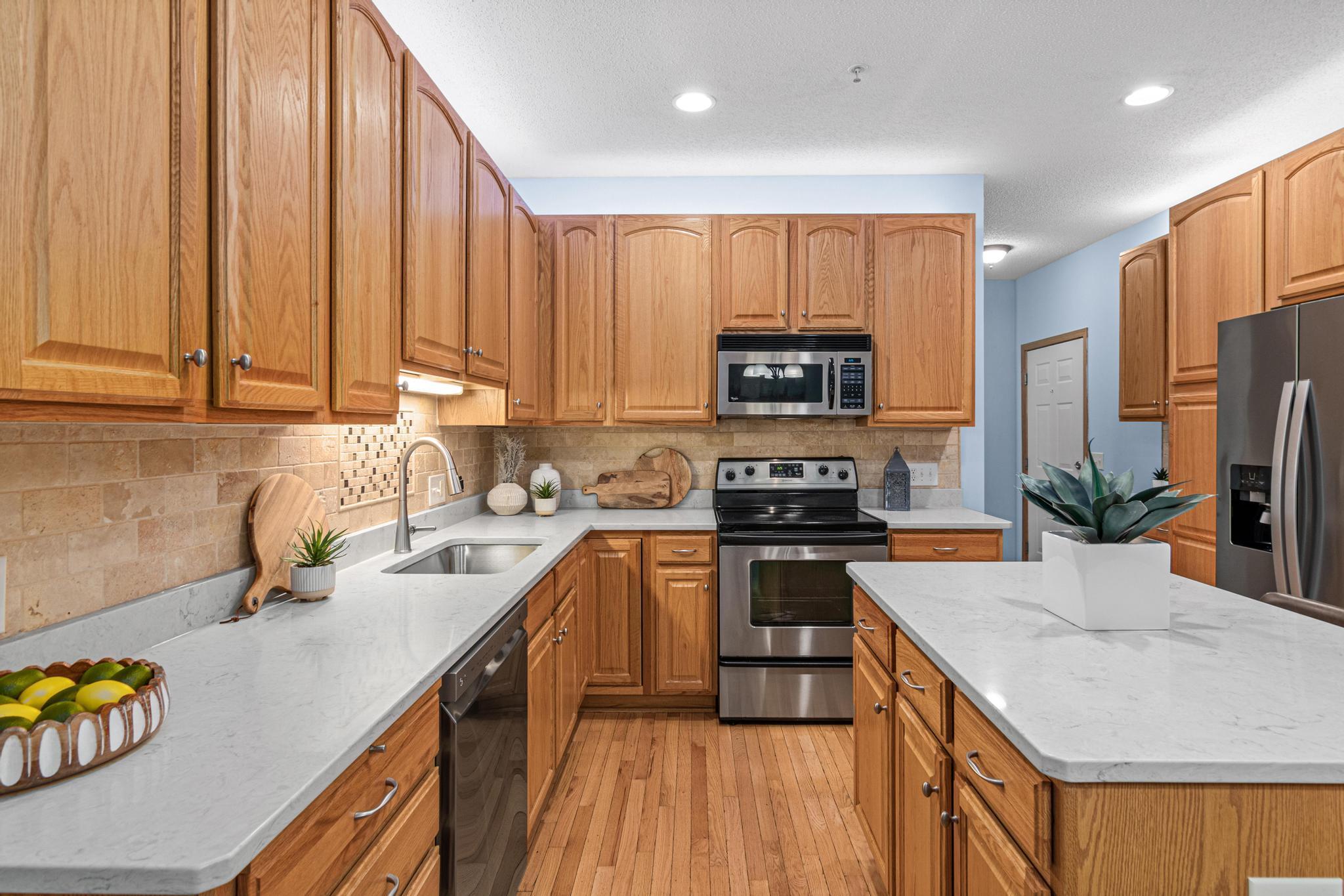 View of Residential at 9651 Belmont Lane, Eden Prairie MN 55347, Eden Prairie (11 of 28) - Mike Wilen | Minnesota Team Real Estate