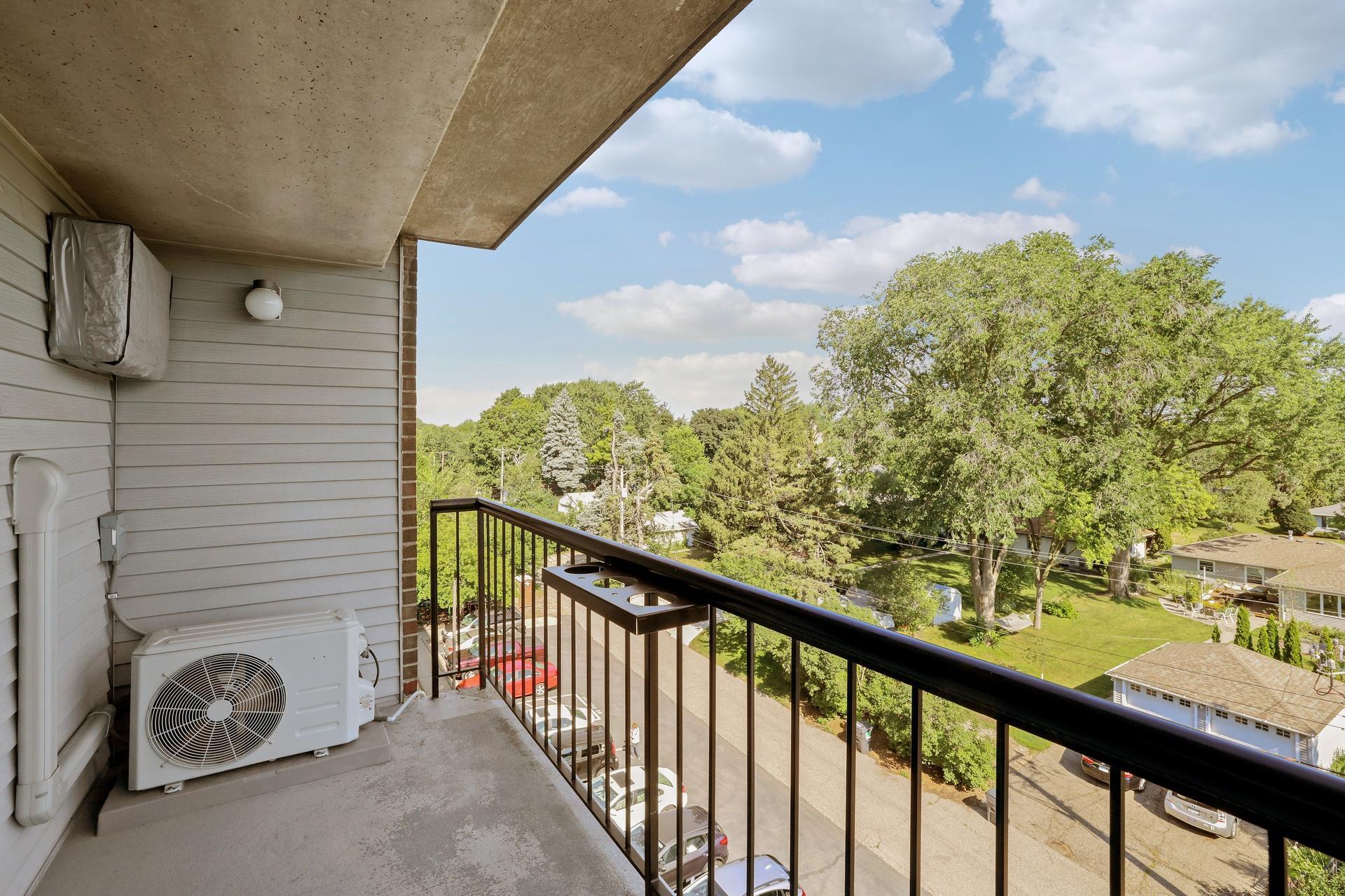 View of Residential at 2601 Kenzie Terrace #412, Saint Anthony MN 55418, Saint Anthony (17 of 29) - Mike Wilen | Minnesota Team Real Estate