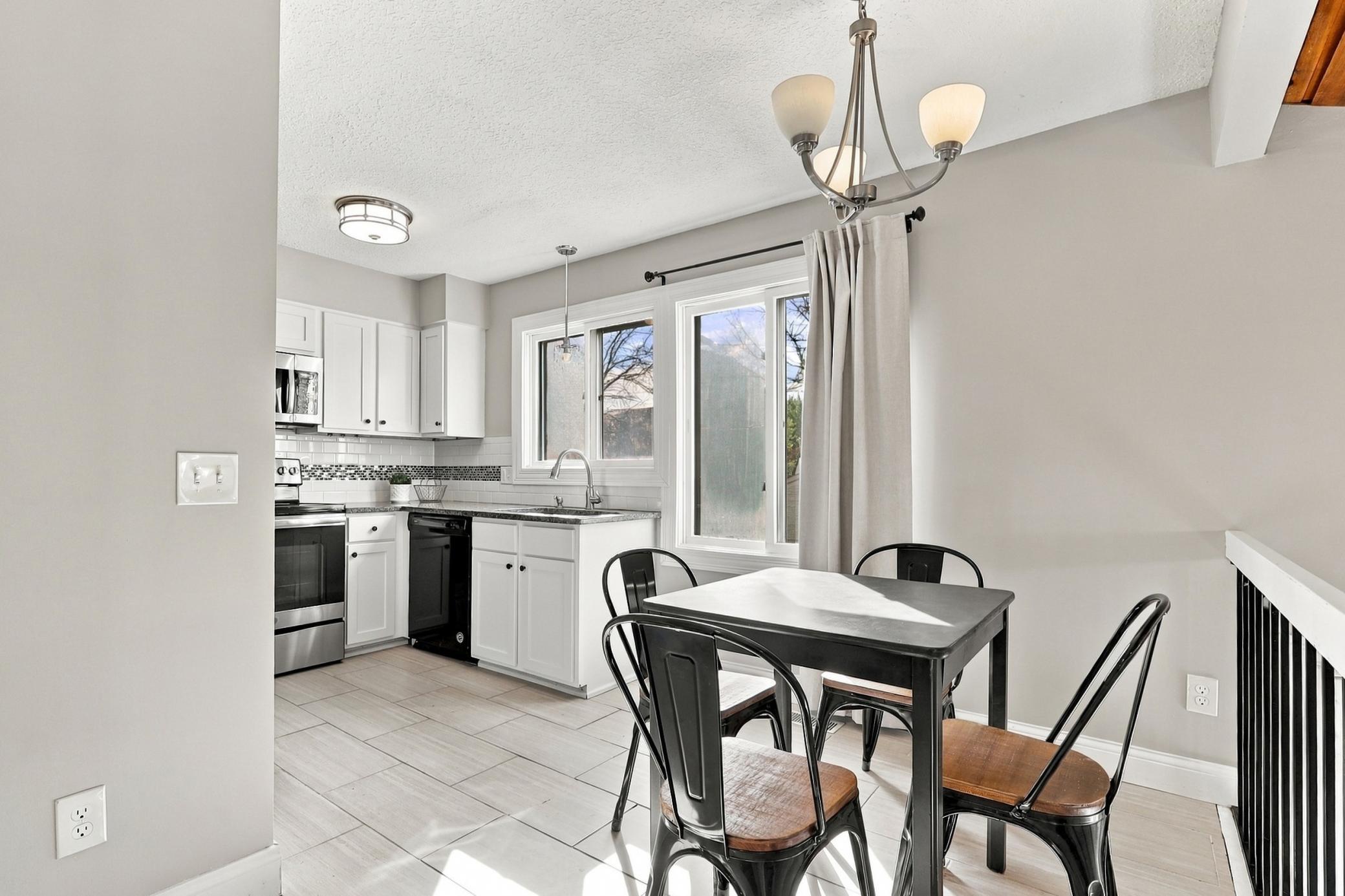 View of Residential at 169 Bordeaux Court, Woodbury MN 55125, Woodbury (9 of 35) - Mike Wilen | Minnesota Team Real Estate