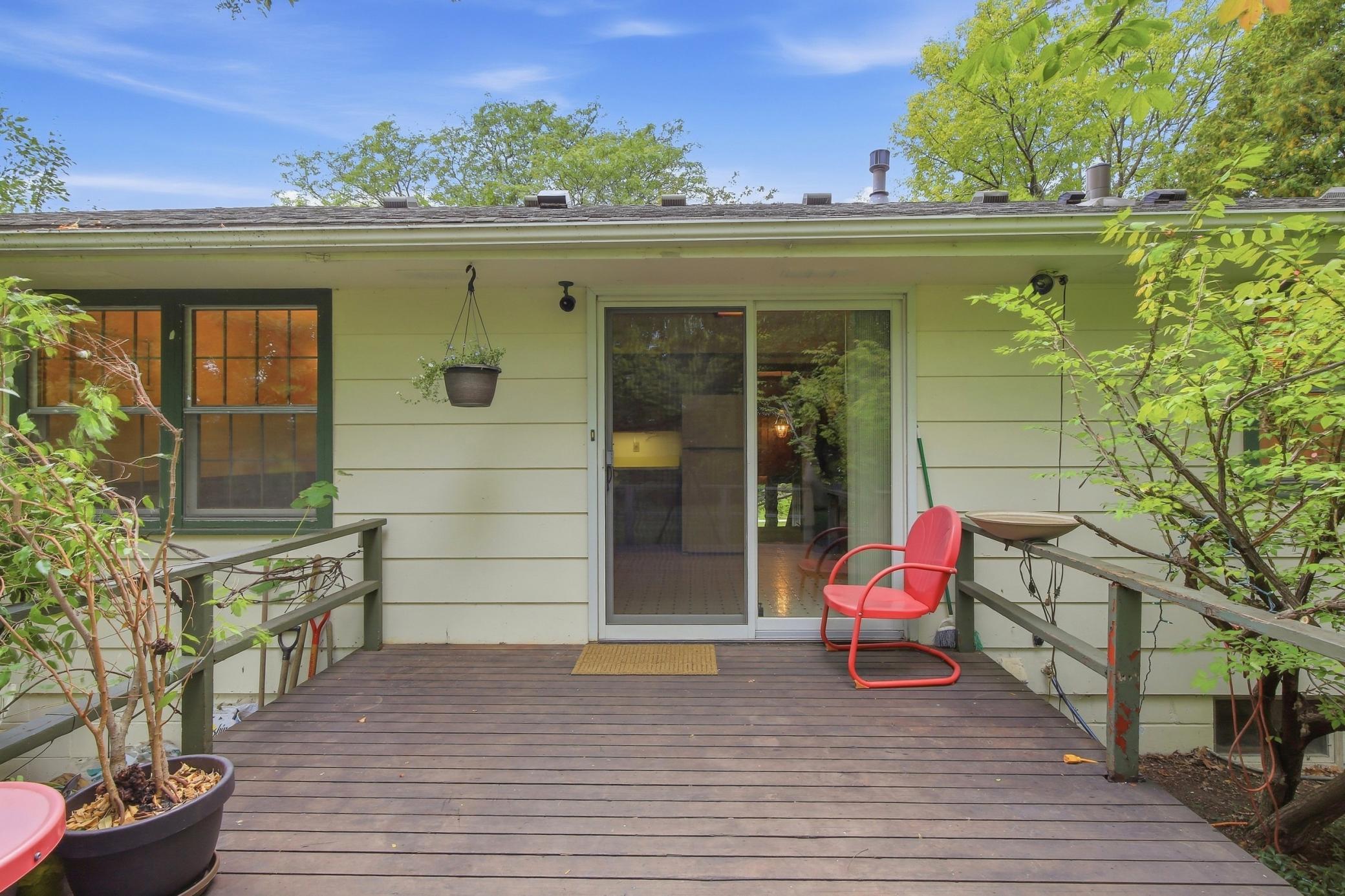 View of Residential at 141 Oakwood Drive, New Brighton MN 55112, New Brighton (62 of 65) - Mike Wilen | Minnesota Team Real Estate