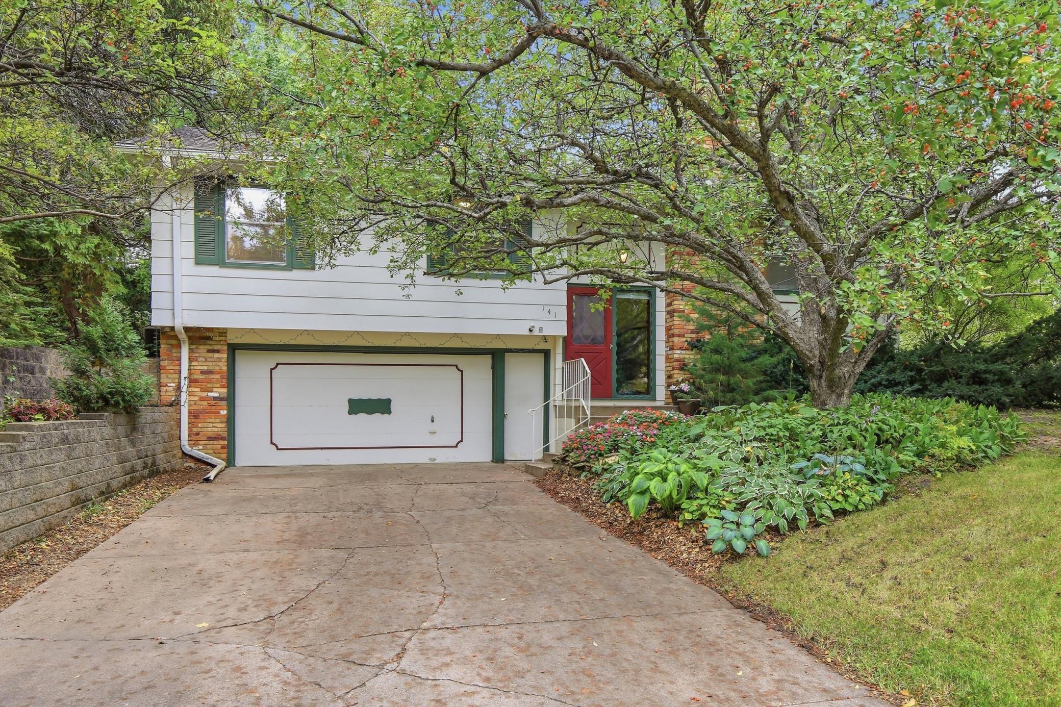 View of Residential at 141 Oakwood Drive, New Brighton MN 55112, New Brighton (2 of 65) - Mike Wilen | Minnesota Team Real Estate