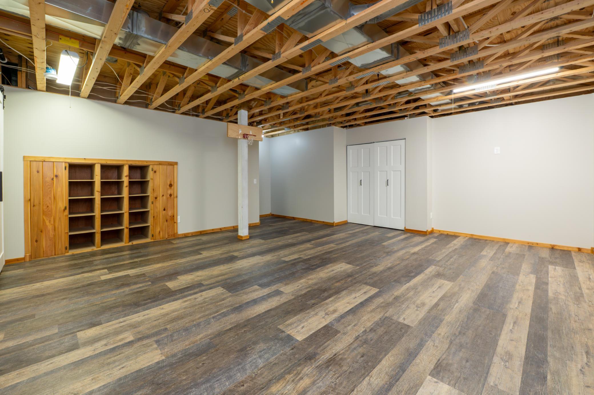 View of Residential at 4101 James Avenue, Minneapolis MN 55412, Minneapolis (40 of 76) - Mike Wilen | Minnesota Team Real Estate