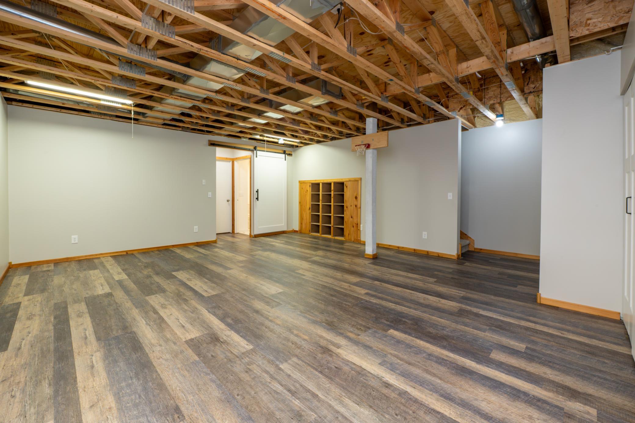 View of Residential at 4101 James Avenue, Minneapolis MN 55412, Minneapolis (39 of 76) - Mike Wilen | Minnesota Team Real Estate