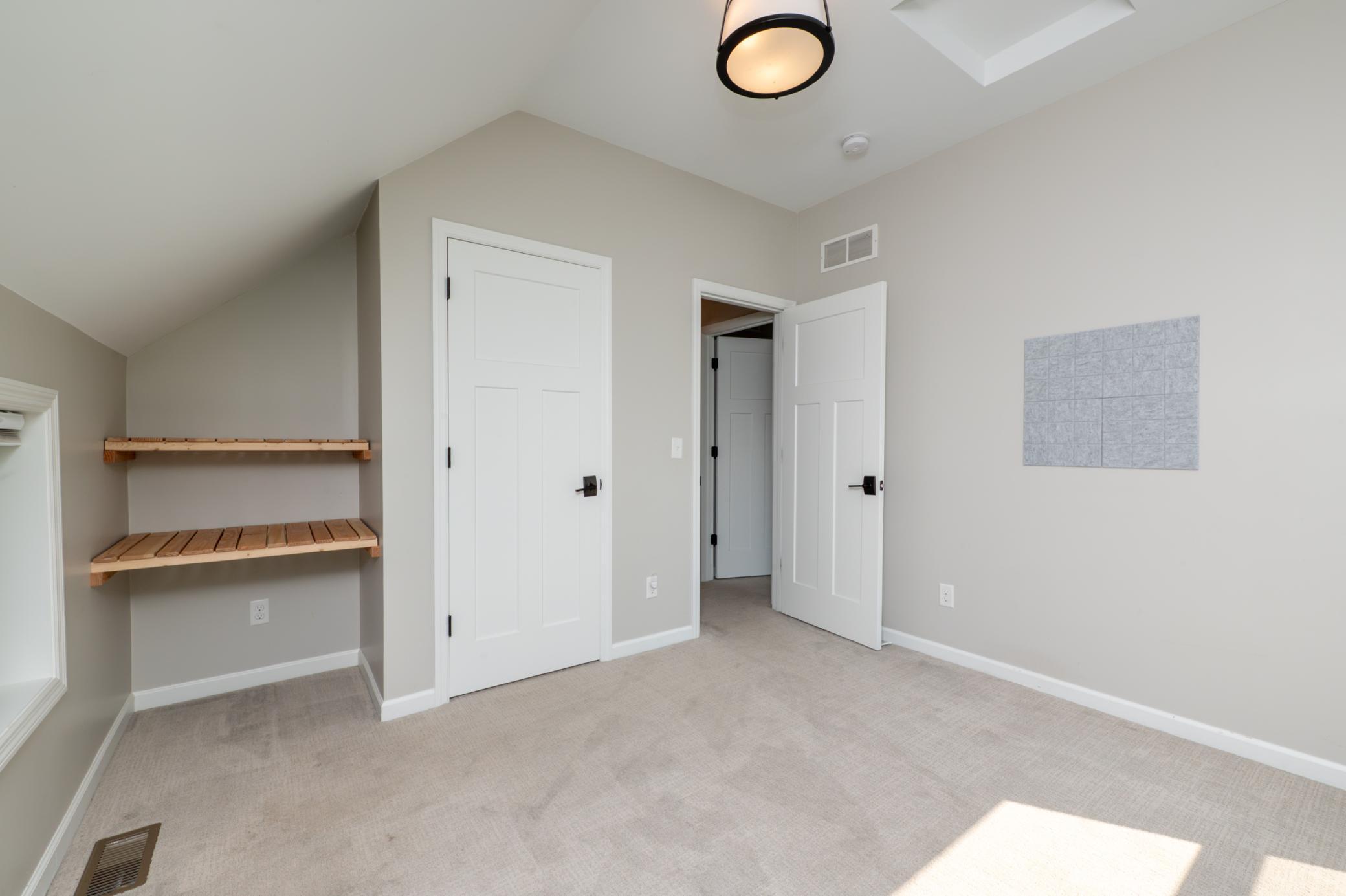 View of Residential at 4101 James Avenue, Minneapolis MN 55412, Minneapolis (38 of 76) - Mike Wilen | Minnesota Team Real Estate