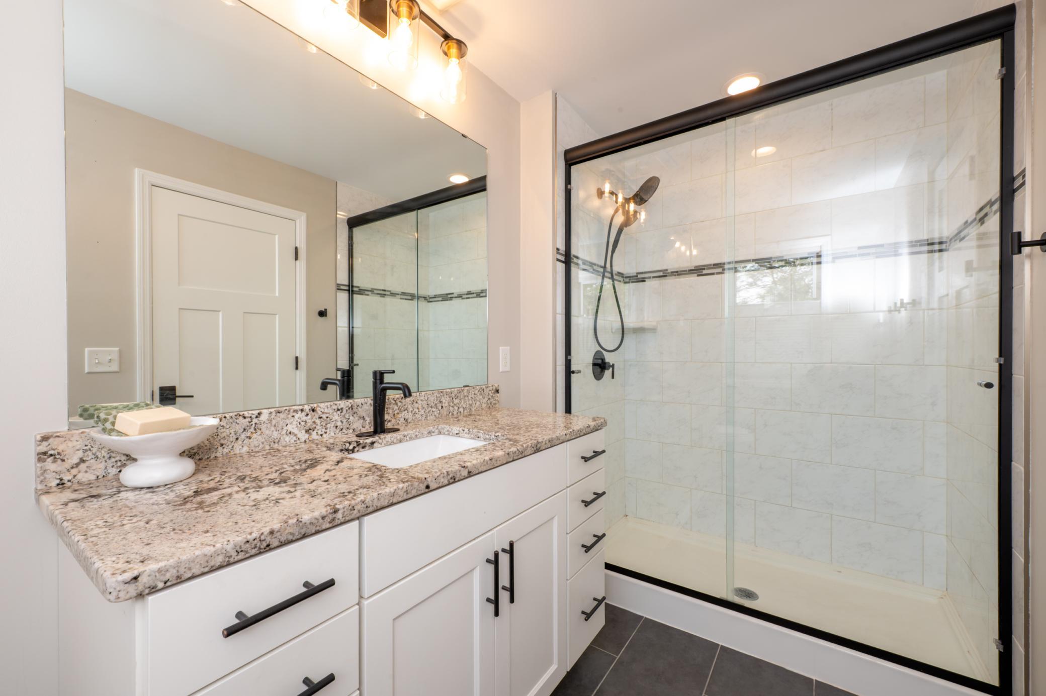 View of Residential at 4101 James Avenue, Minneapolis MN 55412, Minneapolis (31 of 76) - Mike Wilen | Minnesota Team Real Estate