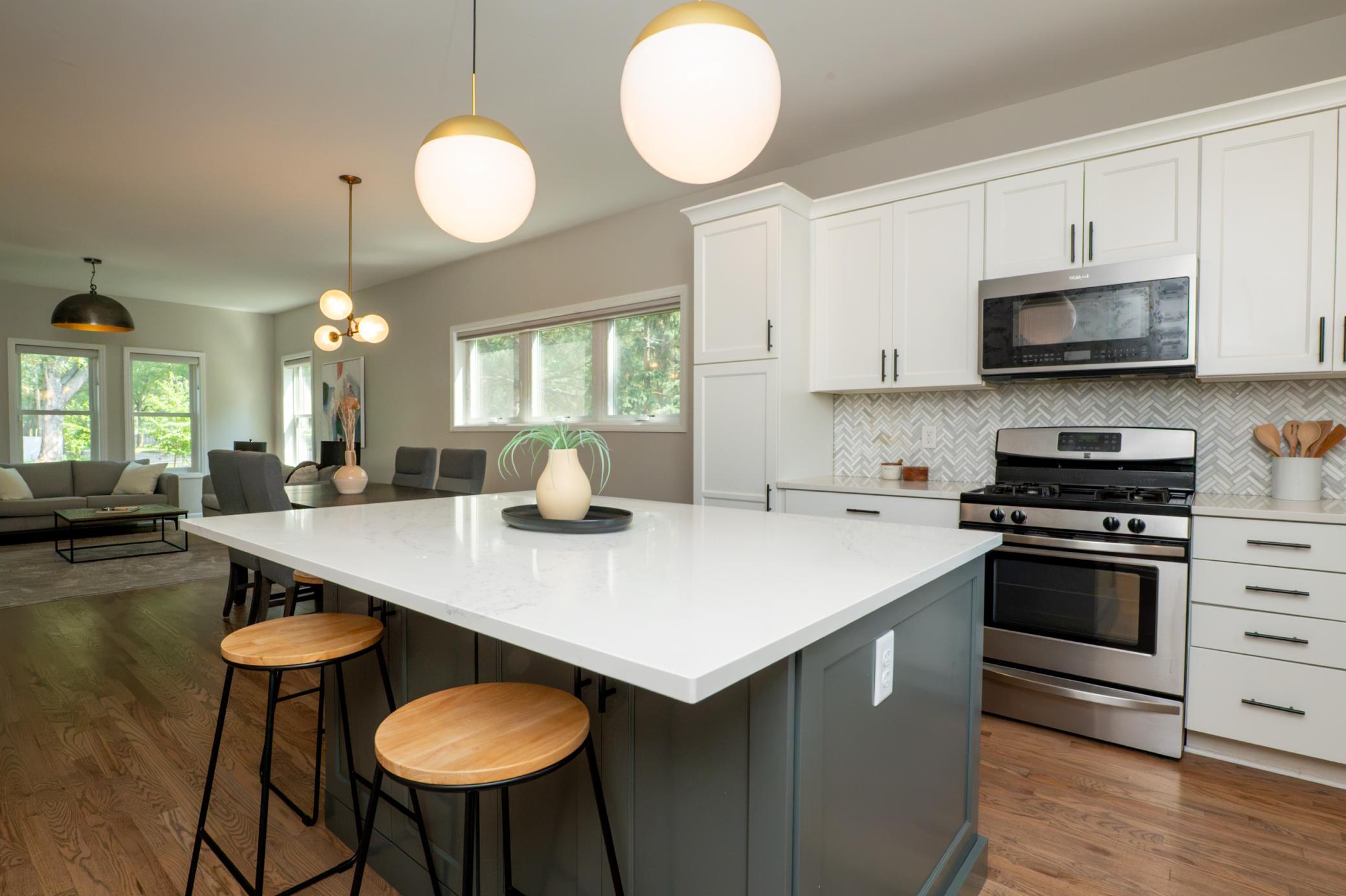 View of Residential at 4101 James Avenue, Minneapolis MN 55412, Minneapolis (16 of 76) - Mike Wilen | Minnesota Team Real Estate