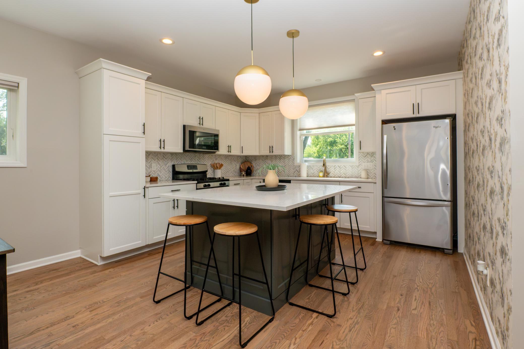 View of Residential at 4101 James Avenue, Minneapolis MN 55412, Minneapolis (11 of 76) - Mike Wilen | Minnesota Team Real Estate