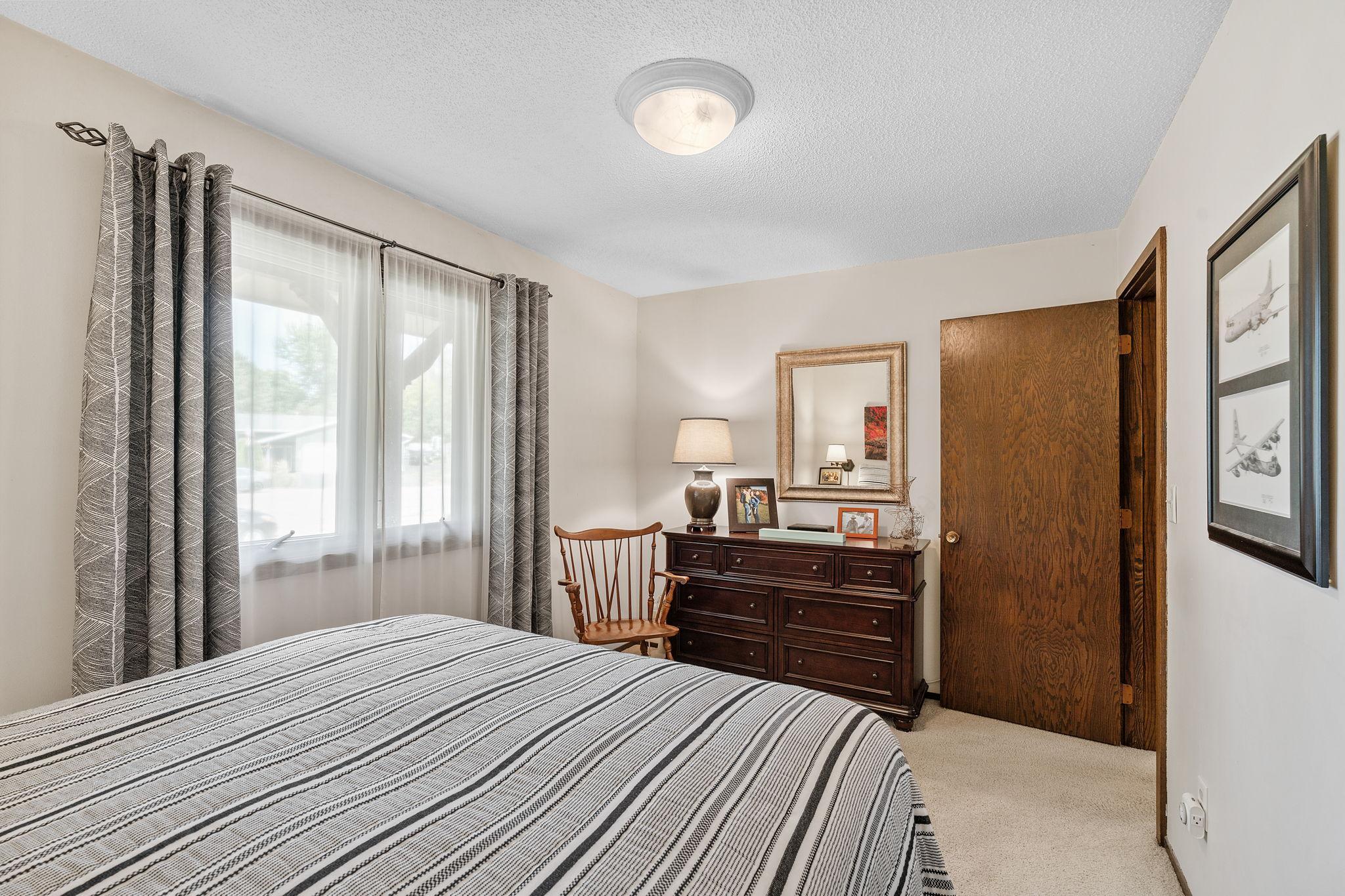 View of Residential at 266 Cardinal Court, Chaska MN 55318, Chaska (21 of 53) - Mike Wilen | Minnesota Team Real Estate