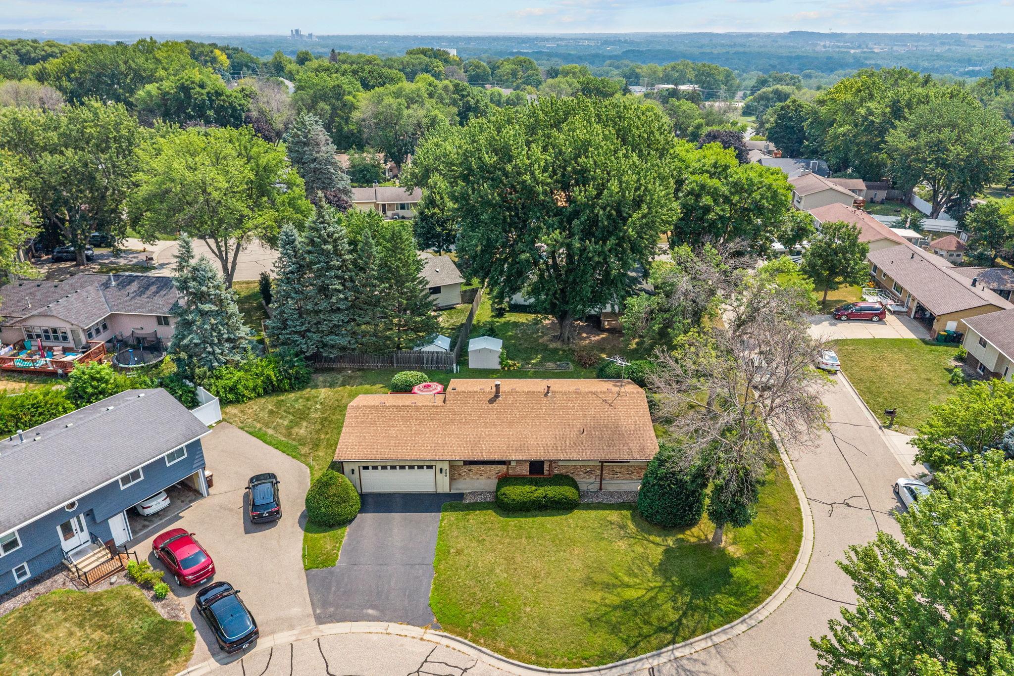 View of Residential at 266 Cardinal Court, Chaska MN 55318, Chaska (48 of 53) - Mike Wilen | Minnesota Team Real Estate