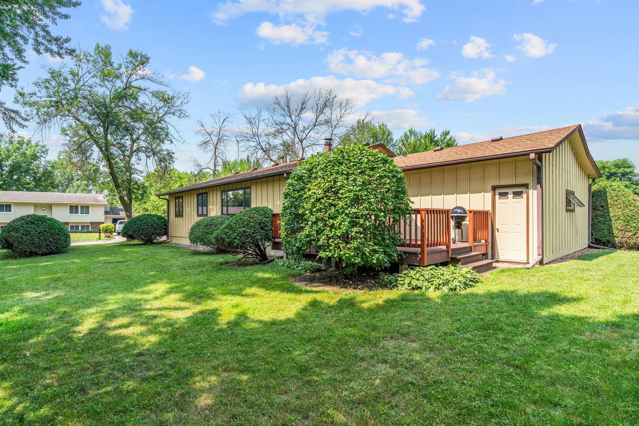 View of Residential at 266 Cardinal Court, Chaska MN 55318, Chaska (42 of 53) - Mike Wilen | Minnesota Team Real Estate
