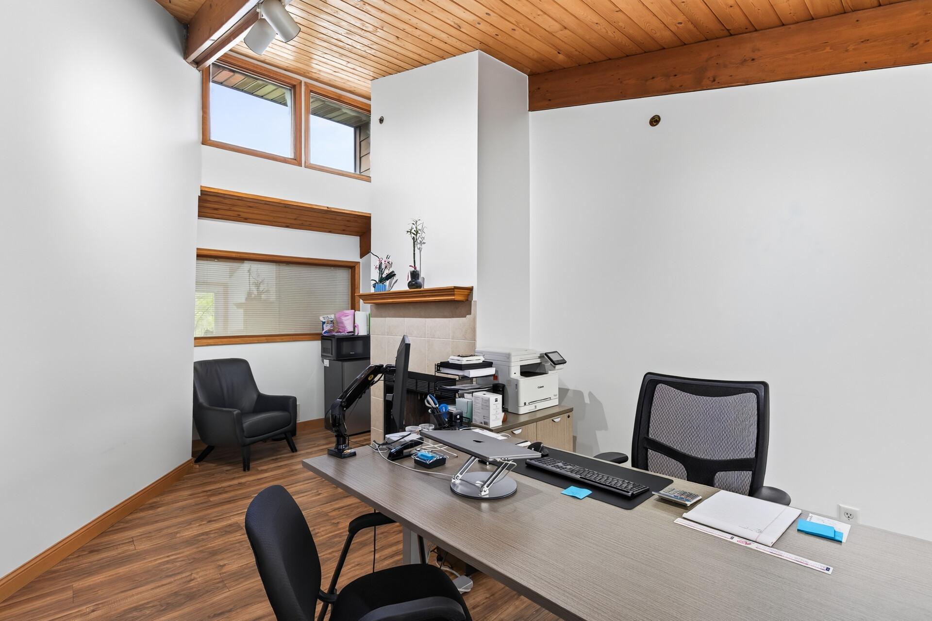View of Commercial Sale at 14577 Grand Avenue, Burnsville MN 55306, Burnsville (23 of 36) - Mike Wilen | Minnesota Team Real Estate