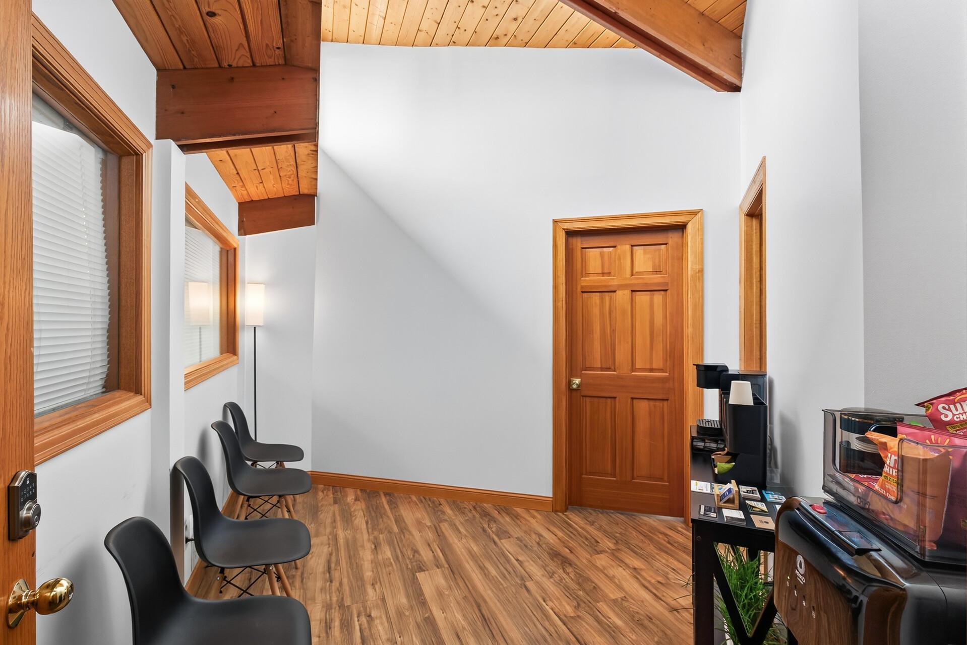 View of Commercial Sale at 14577 Grand Avenue, Burnsville MN 55306, Burnsville (19 of 36) - Mike Wilen | Minnesota Team Real Estate