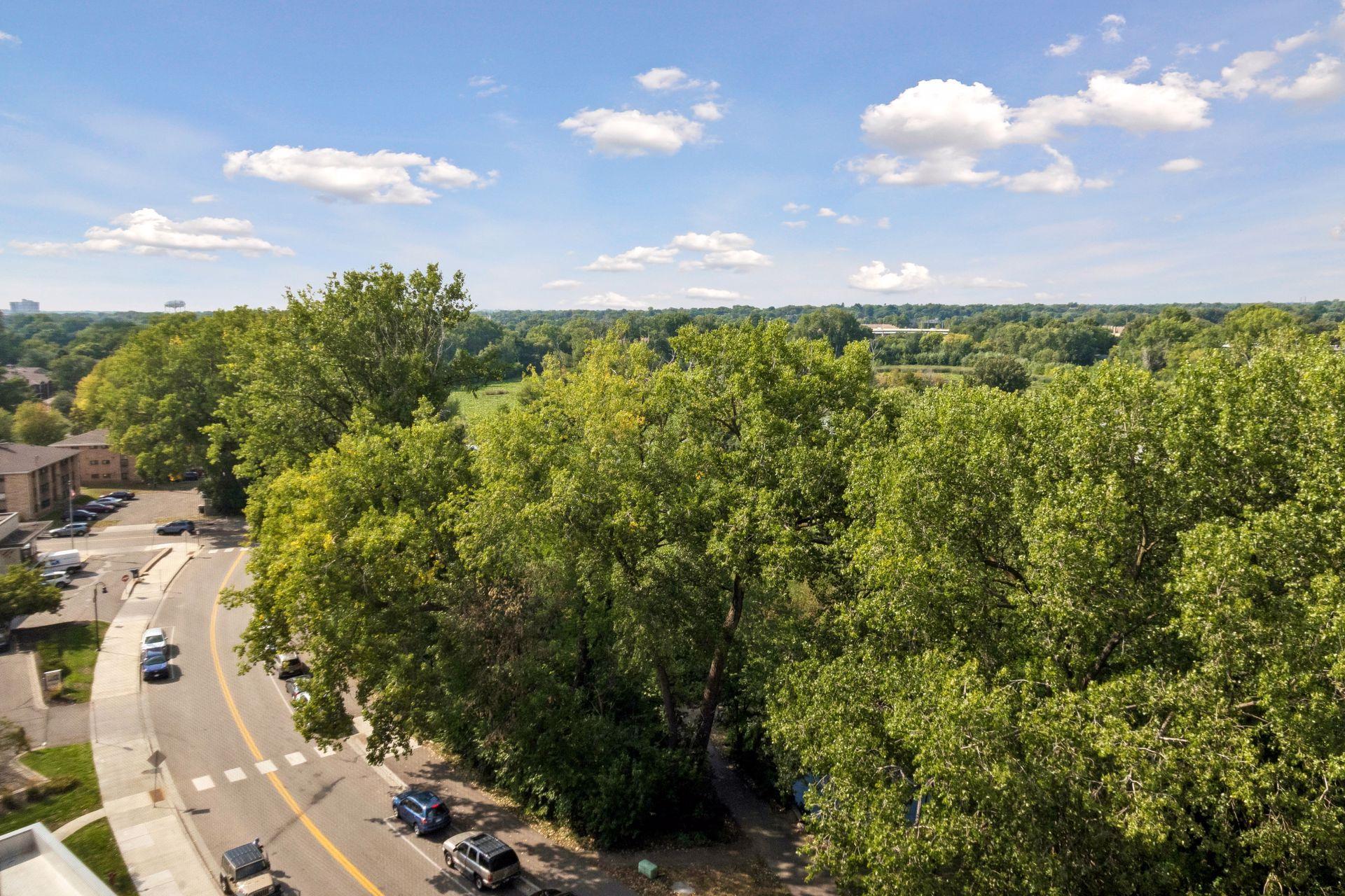 View of Residential at 6500 Woodlake Drive #905, Richfield MN 55423, Richfield (19 of 53) - Mike Wilen | Minnesota Team Real Estate