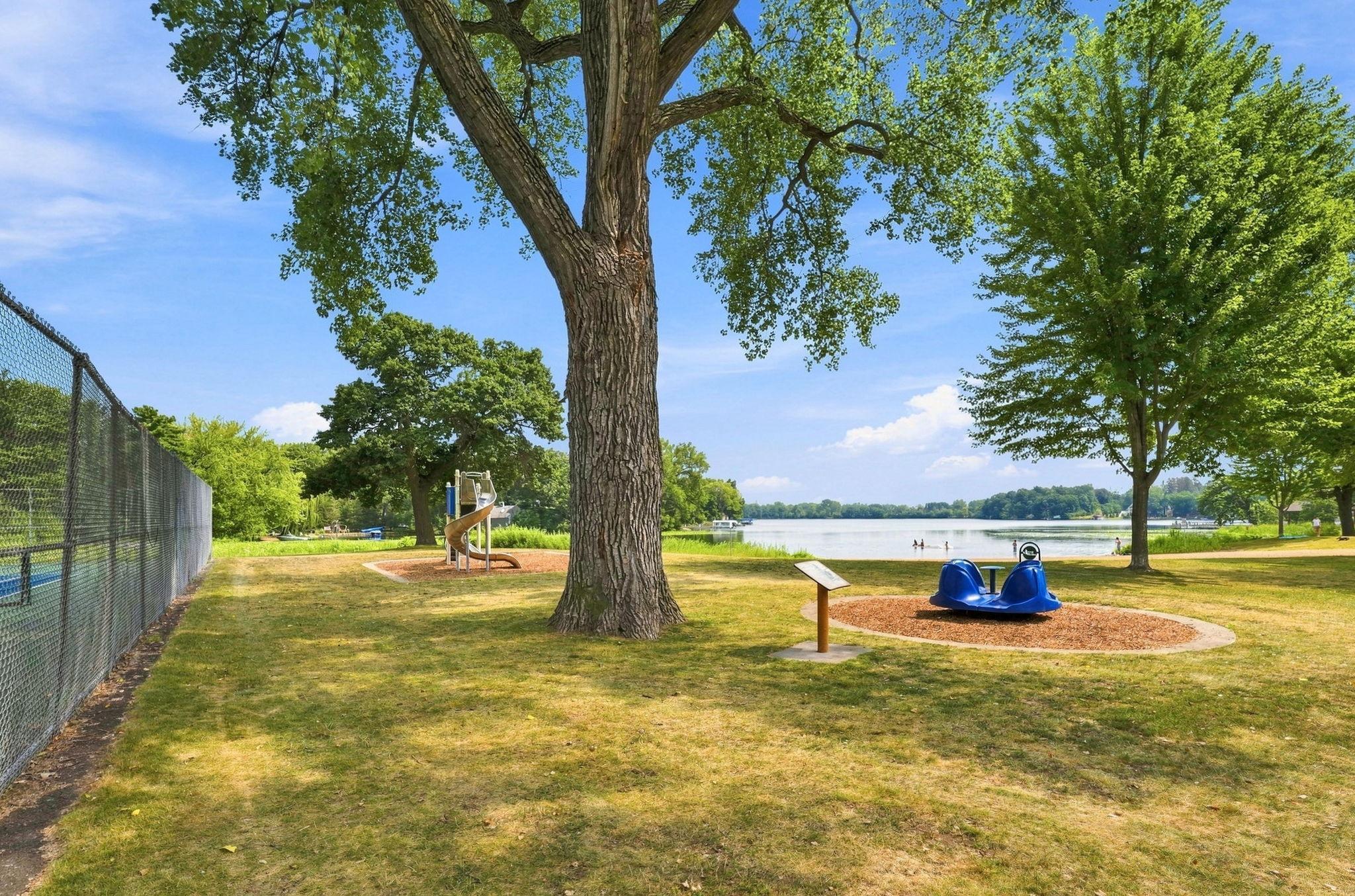 View of Residential at 2481 19th Avenue, North Saint Paul MN 55109, North Saint Paul (50 of 50) - Mike Wilen | Minnesota Team Real Estate
