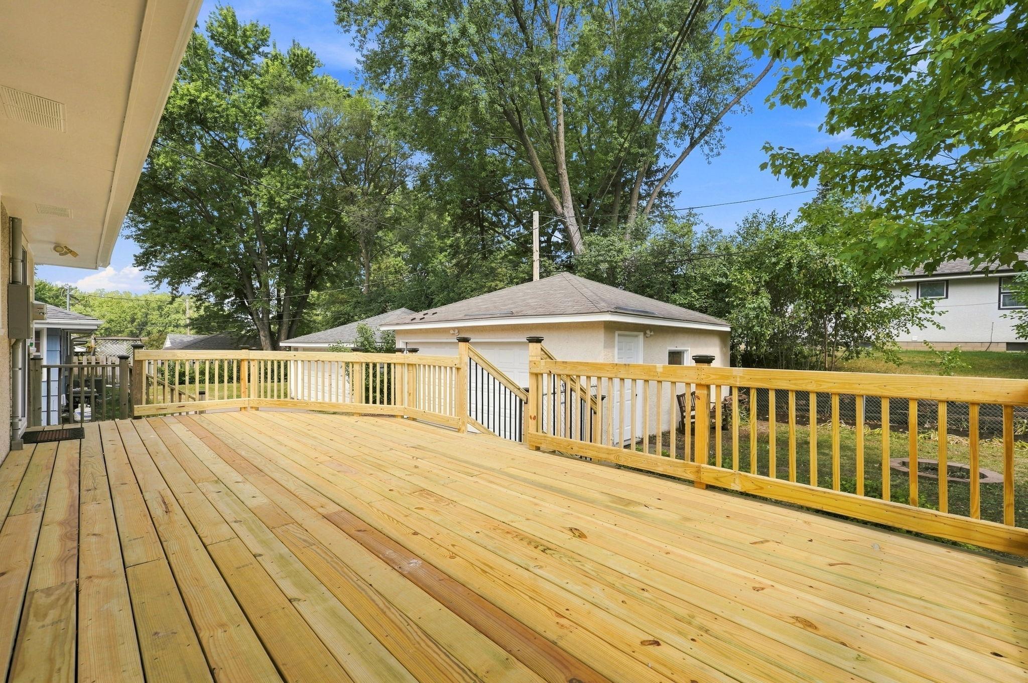 View of Residential at 2481 19th Avenue, North Saint Paul MN 55109, North Saint Paul (43 of 50) - Mike Wilen | Minnesota Team Real Estate