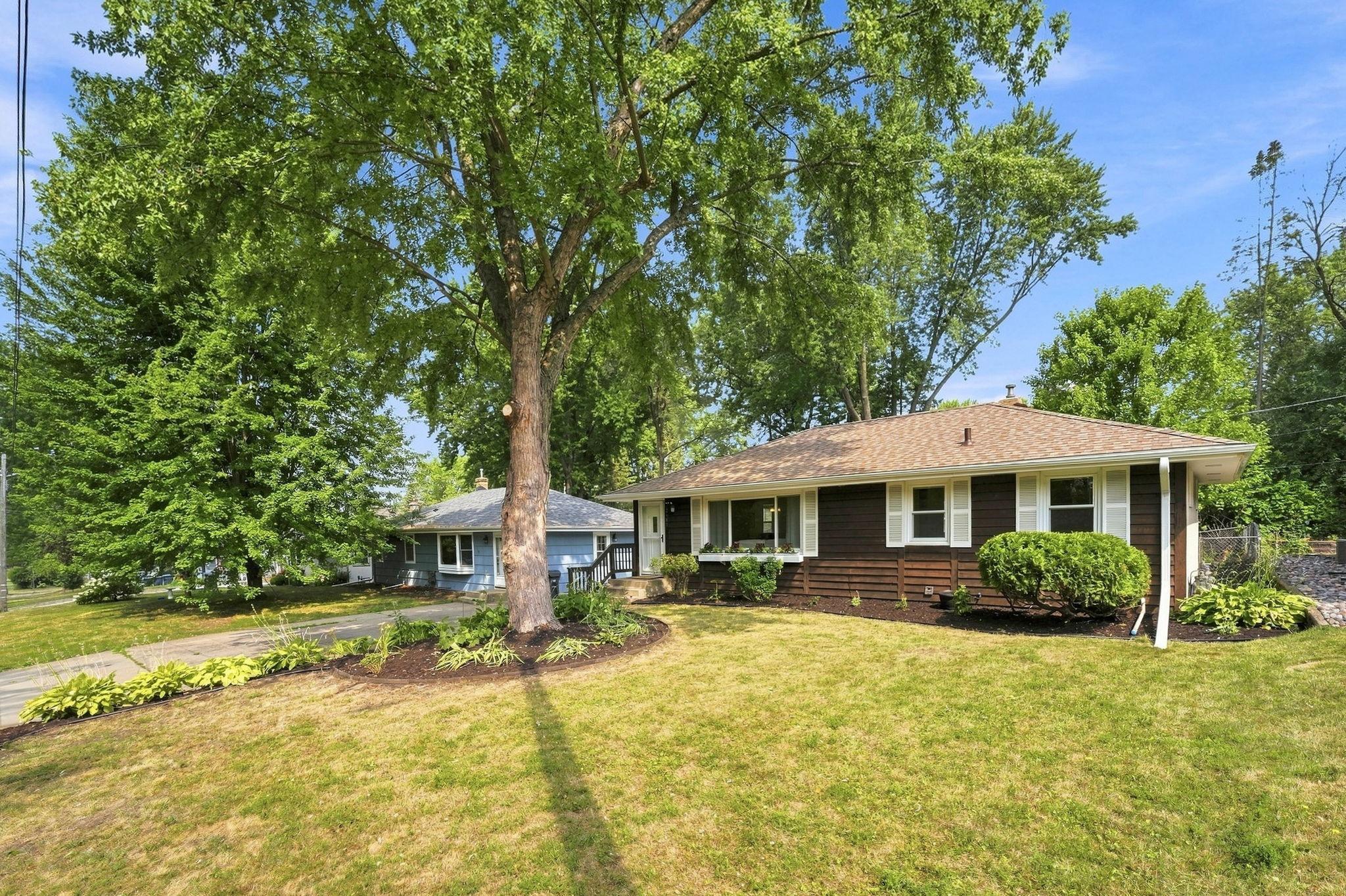 View of Residential at 2481 19th Avenue, North Saint Paul MN 55109, North Saint Paul (38 of 50) - Mike Wilen | Minnesota Team Real Estate