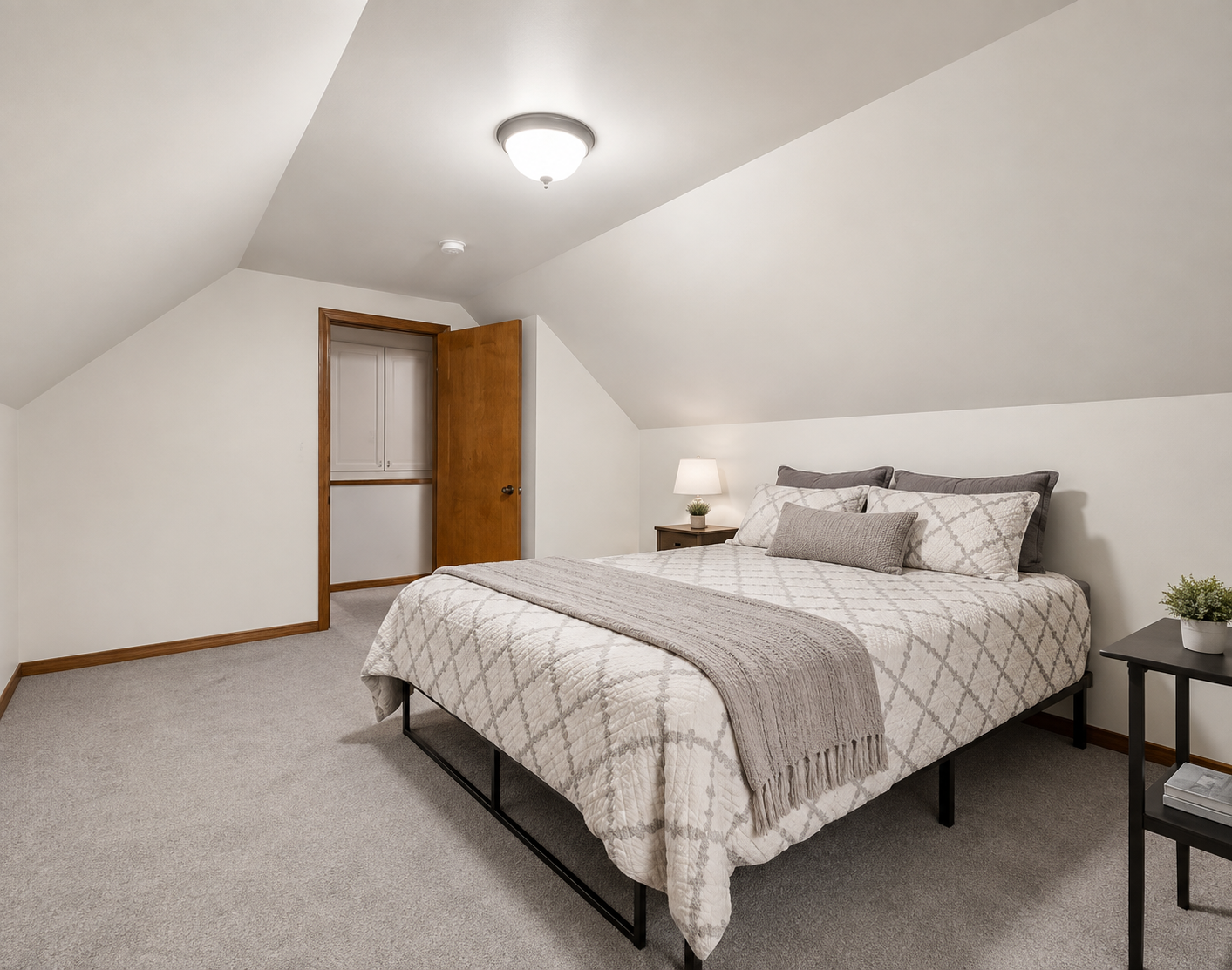 View of Residential at 8236 Queen Avenue, Bloomington MN 55431, Bloomington (22 of 45) - Mike Wilen | Minnesota Team Real Estate