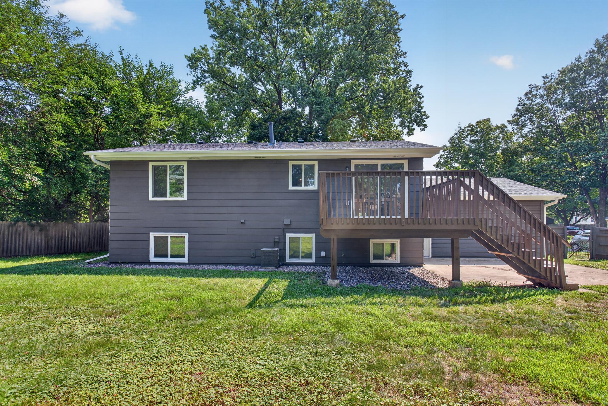 View of Residential at 8055 Zane Avenue, Brooklyn Park MN 55443, Brooklyn Park (32 of 42) - Mike Wilen | Minnesota Team Real Estate