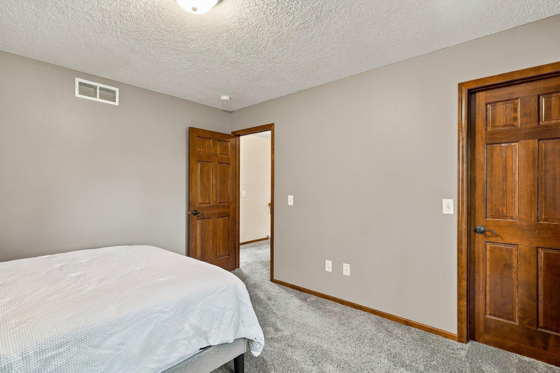 View of Residential at 4905 102nd Trail, Brooklyn Park MN 55443, Brooklyn Park (43 of 54) - Mike Wilen | Minnesota Team Real Estate