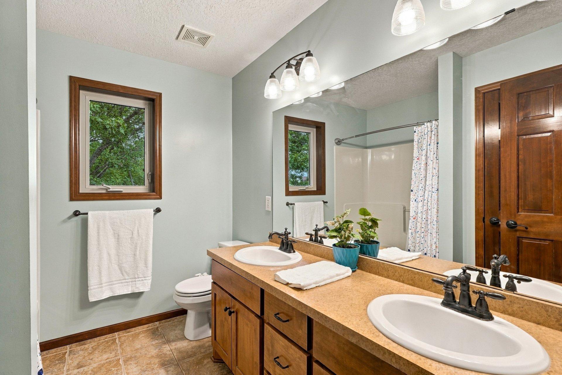 View of Residential at 4905 102nd Trail, Brooklyn Park MN 55443, Brooklyn Park (49 of 54) - Mike Wilen | Minnesota Team Real Estate