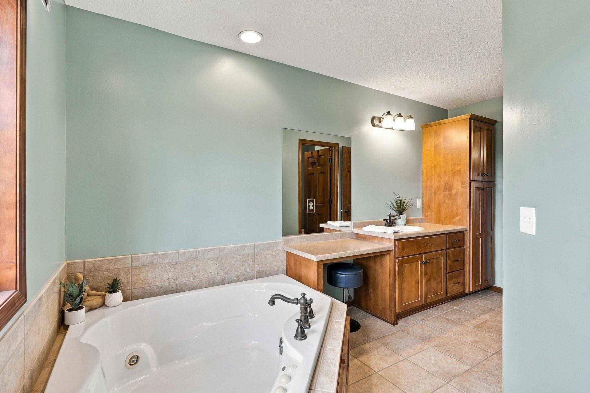 View of Residential at 4905 102nd Trail, Brooklyn Park MN 55443, Brooklyn Park (37 of 54) - Mike Wilen | Minnesota Team Real Estate