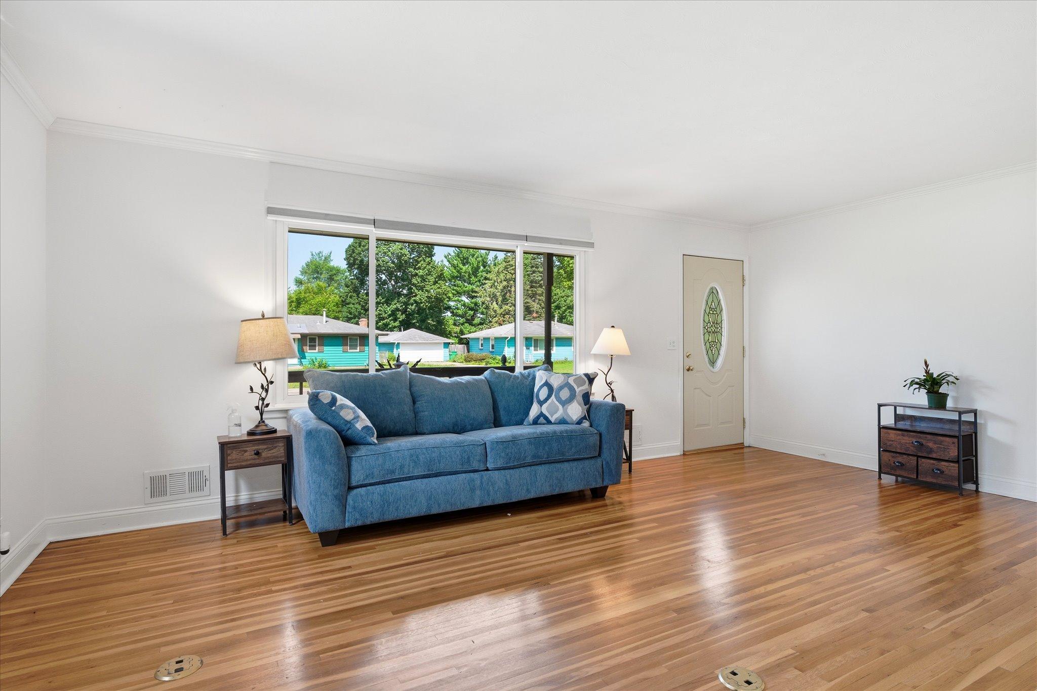 View of Residential at 8137 16th Avenue, Bloomington MN 55425, Bloomington (10 of 31) - Mike Wilen | Minnesota Team Real Estate
