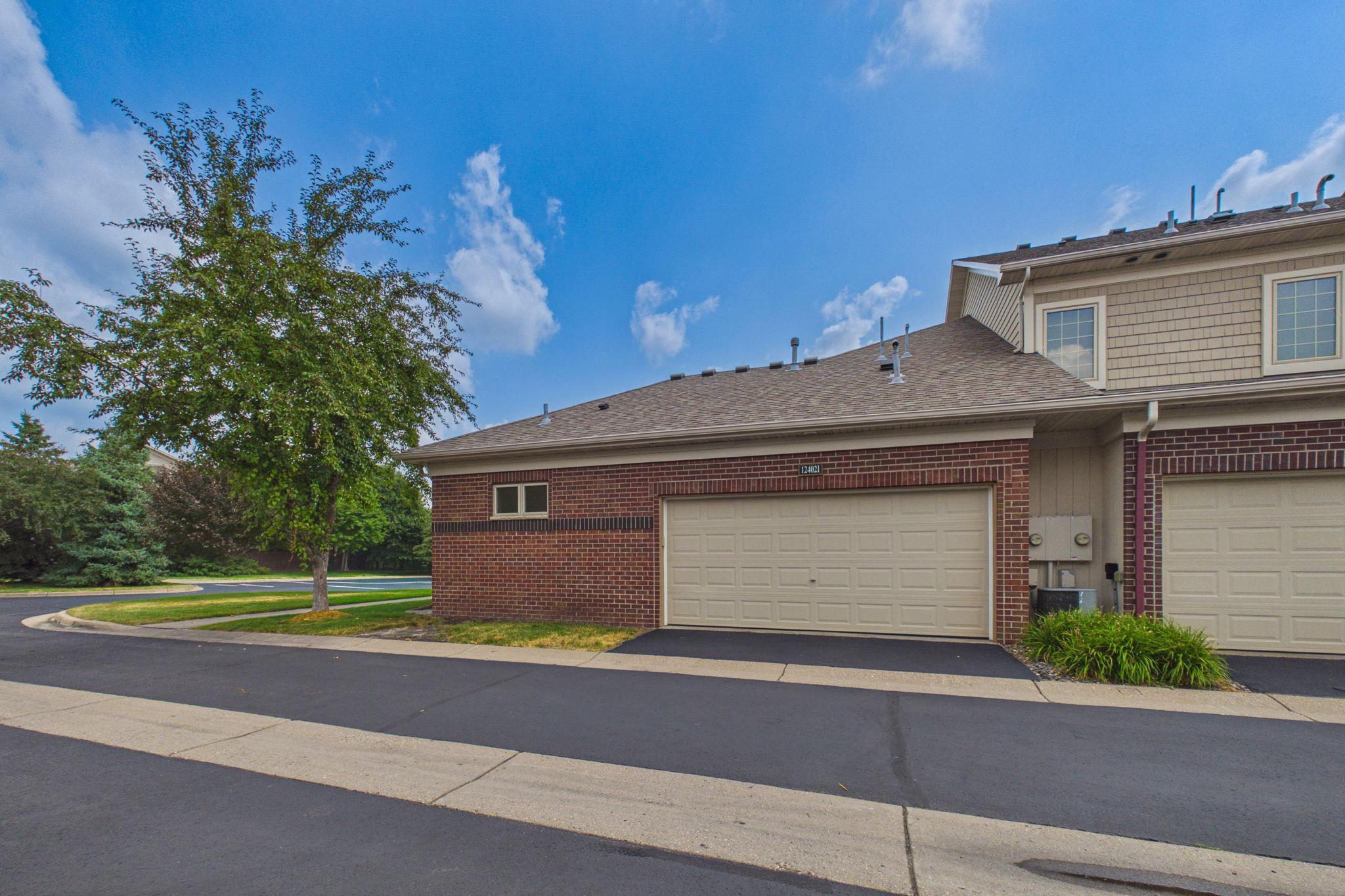 View of Residential at 12402 Flanders Court #I, Blaine MN 55449, Blaine (21 of 22) - Mike Wilen | Minnesota Team Real Estate