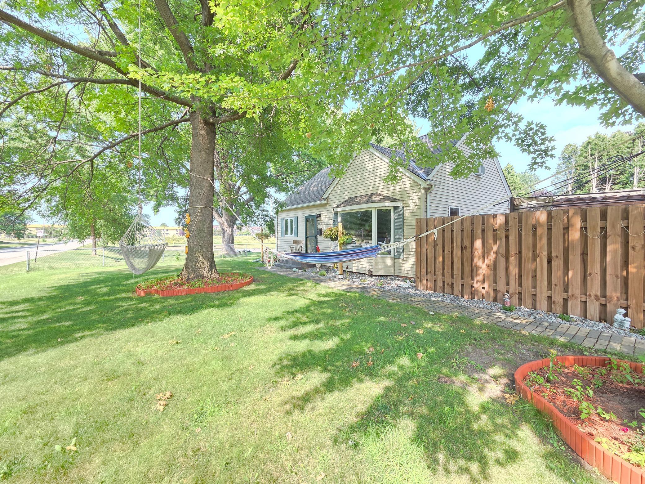 View of Residential at 8011 1st Avenue, Bloomington MN 55420, Bloomington (41 of 51) - Mike Wilen | Minnesota Team Real Estate