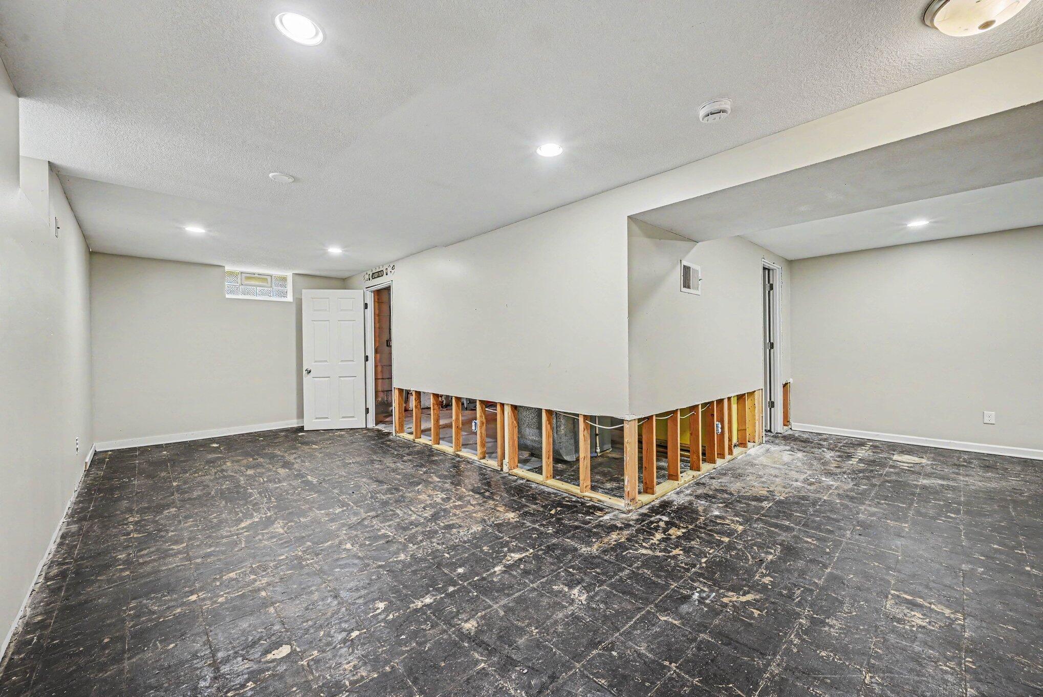 View of Residential at 5931 Zenith Avenue, Brooklyn Center MN 55429, Brooklyn Center (22 of 25) - Mike Wilen | Minnesota Team Real Estate