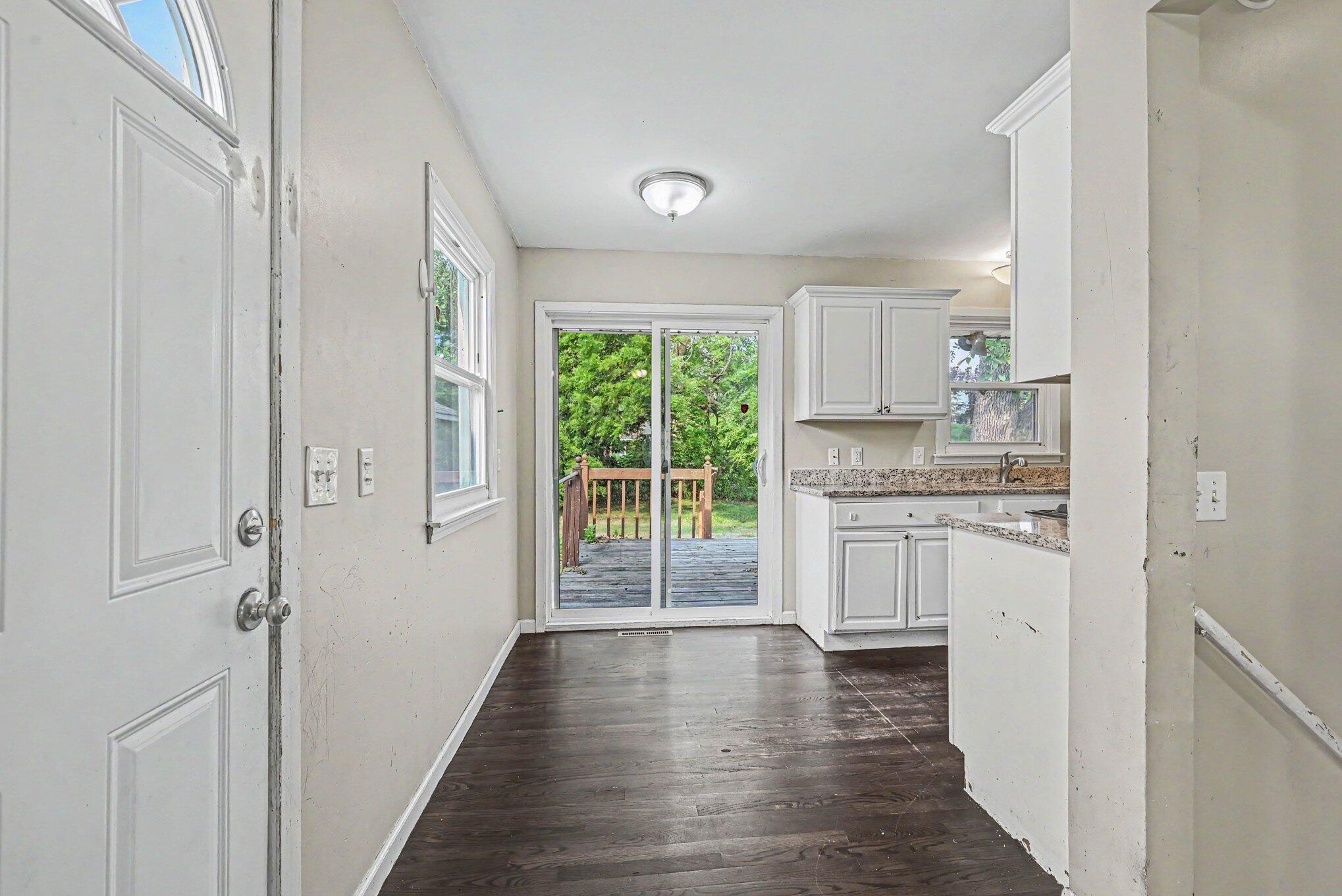 View of Residential at 5931 Zenith Avenue, Brooklyn Center MN 55429, Brooklyn Center (13 of 25) - Mike Wilen | Minnesota Team Real Estate