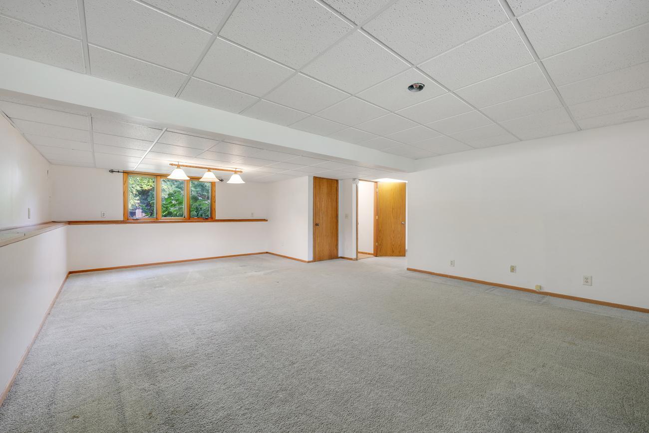 View of Residential at 12601 92nd Place, Maple Grove MN 55369, Maple Grove (21 of 30) - Mike Wilen | Minnesota Team Real Estate