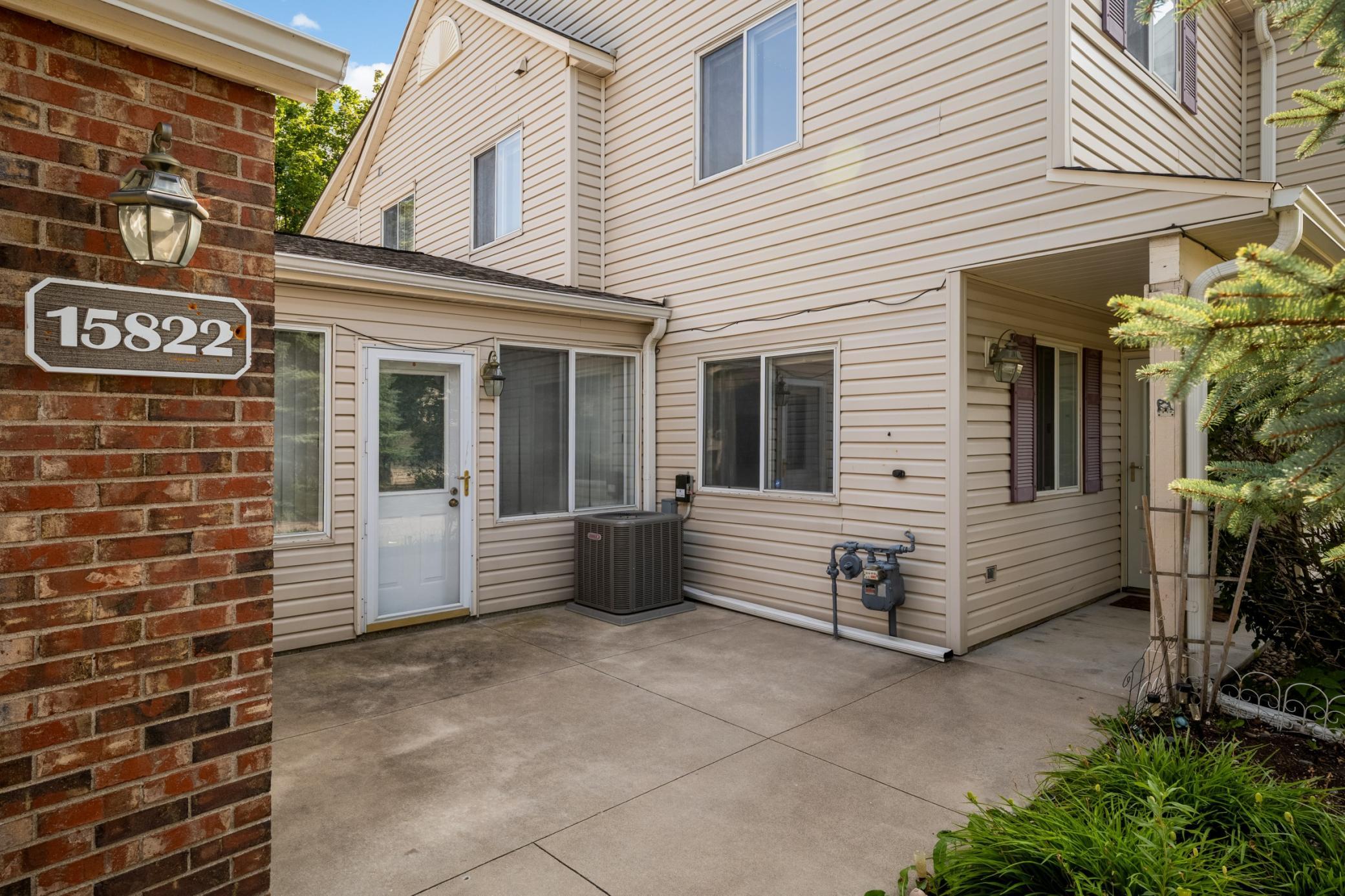 View of Residential at 15822 Griffon Path, Apple Valley MN 55124, Apple Valley (4 of 33) - Mike Wilen | Minnesota Team Real Estate