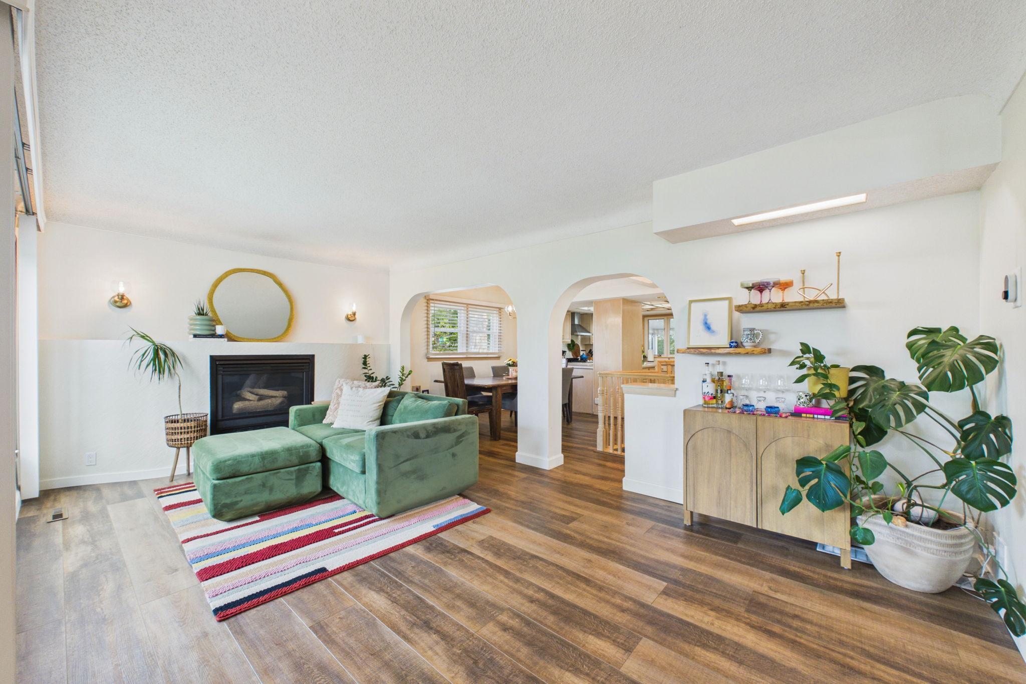 View of Residential at 1234 Como Boulevard, Saint Paul MN 55117, Saint Paul (5 of 21) - Mike Wilen | Minnesota Team Real Estate