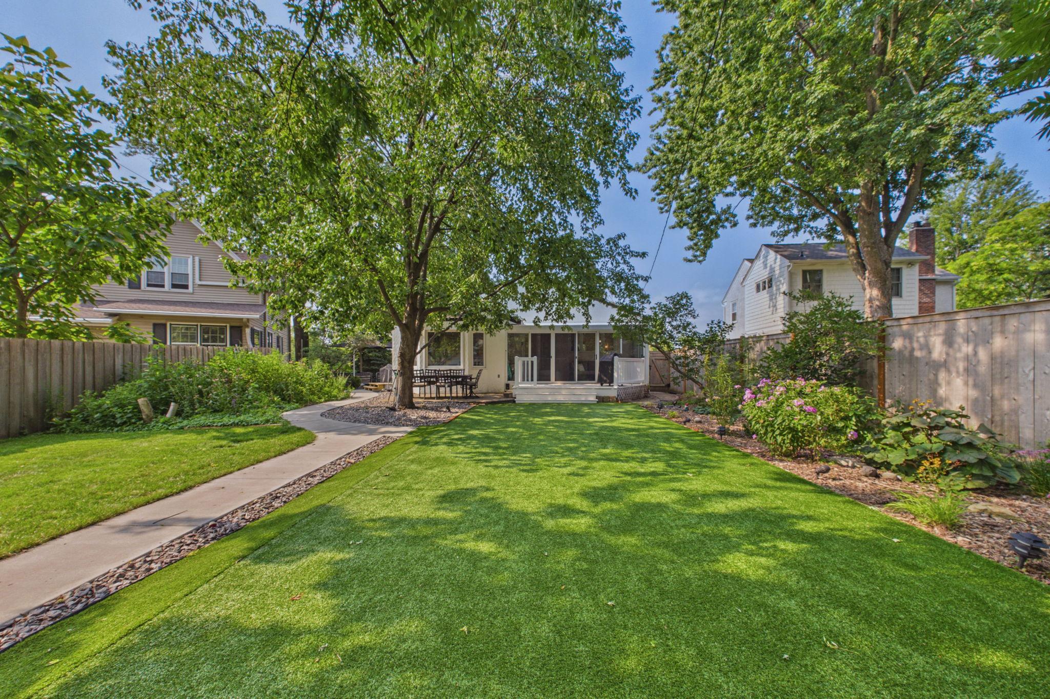 View of Residential at 1234 Como Boulevard, Saint Paul MN 55117, Saint Paul (18 of 21) - Mike Wilen | Minnesota Team Real Estate