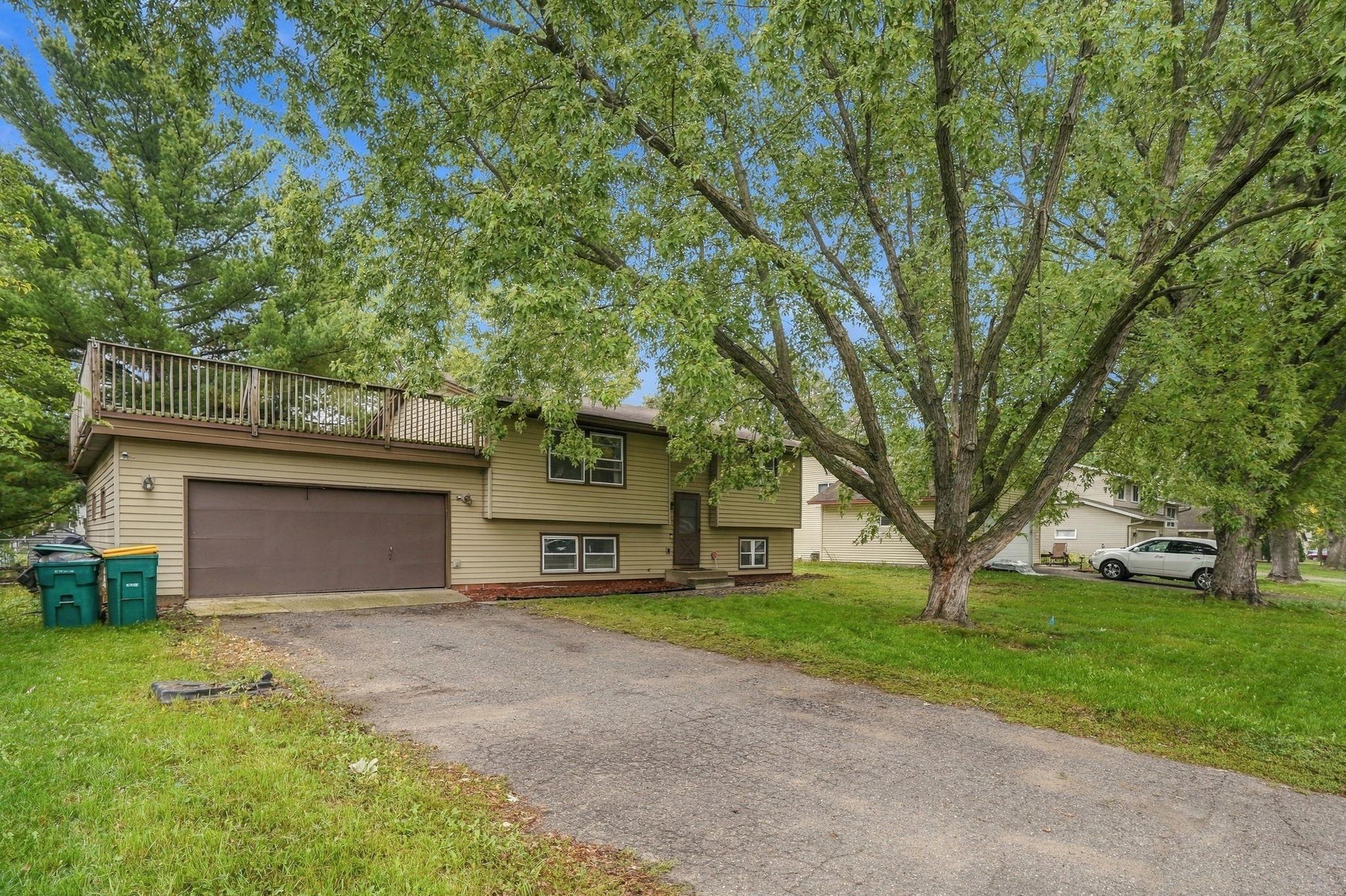View of Residential at 8244 Morgan Avenue, Brooklyn Park MN 55444, Brooklyn Park (27 of 35) - Mike Wilen | Minnesota Team Real Estate