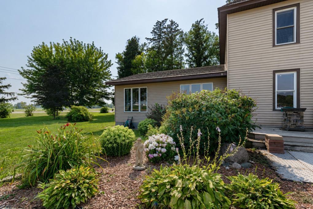 View of Residential at 1024 Le Center Street, Le Center MN 56057, Le Center (47 of 57) - Mike Wilen | Minnesota Team Real Estate