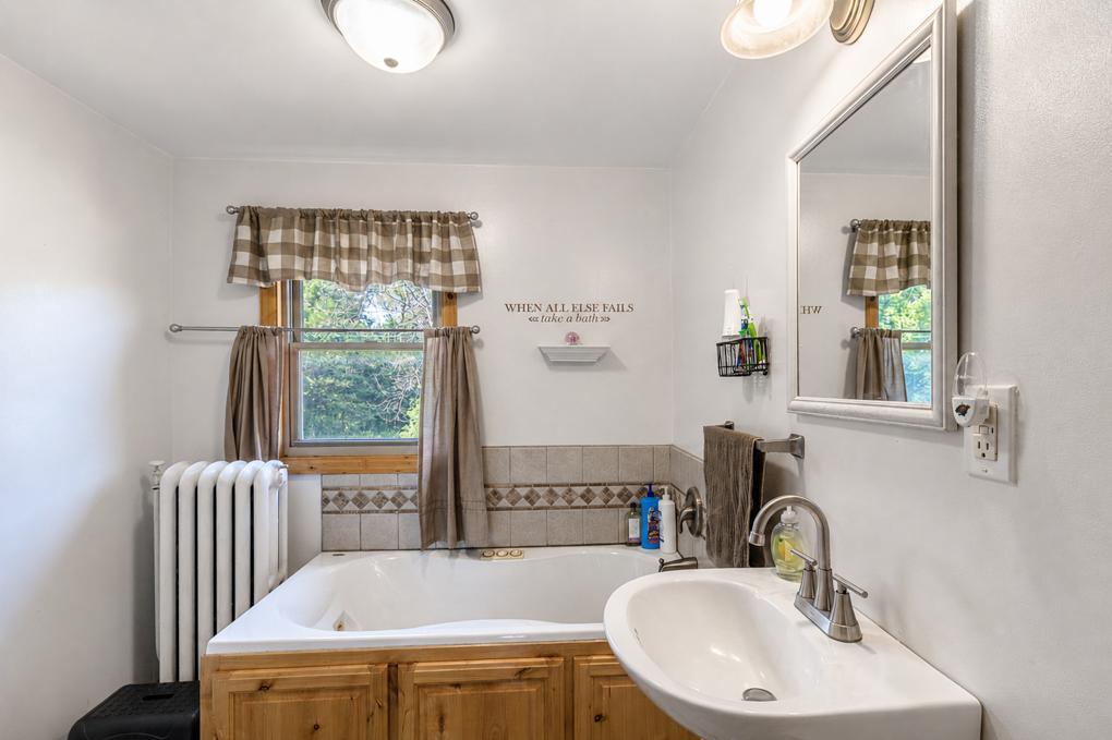 View of Residential at 1024 Le Center Street, Le Center MN 56057, Le Center (32 of 57) - Mike Wilen | Minnesota Team Real Estate