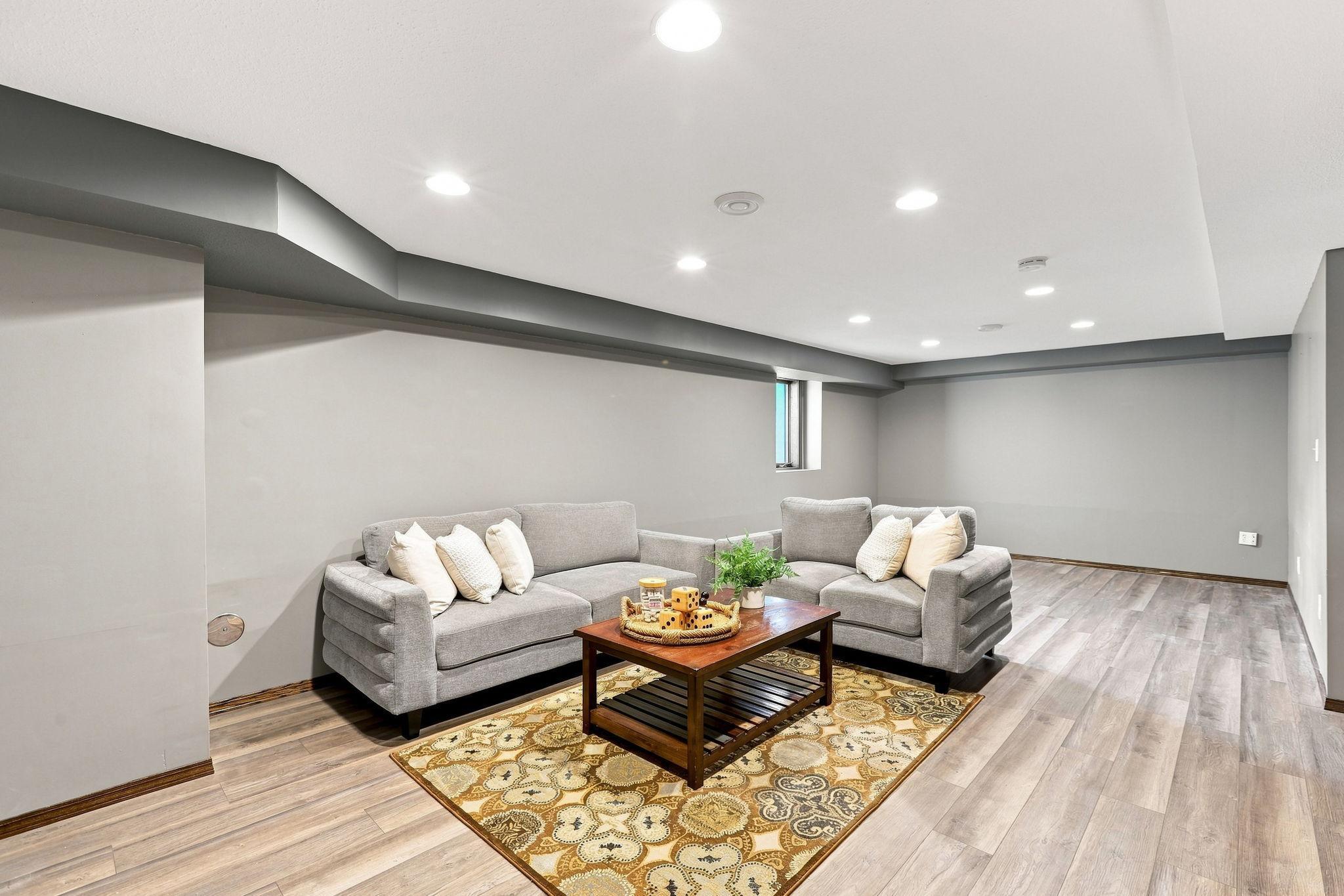 View of Residential at 13525 Oakwood Drive, Rogers MN 55374, Rogers (27 of 32) - Mike Wilen | Minnesota Team Real Estate