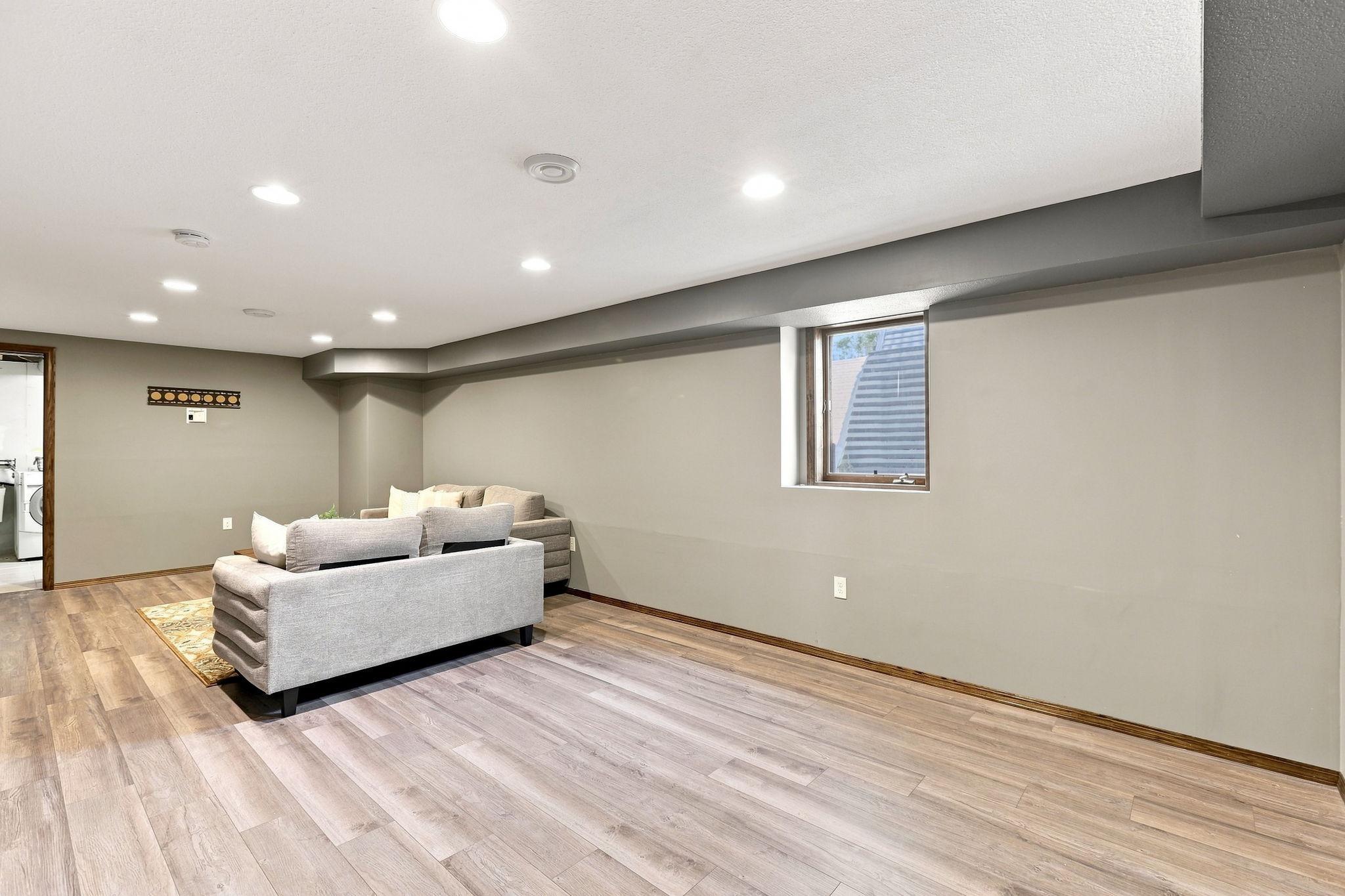 View of Residential at 13525 Oakwood Drive, Rogers MN 55374, Rogers (26 of 32) - Mike Wilen | Minnesota Team Real Estate