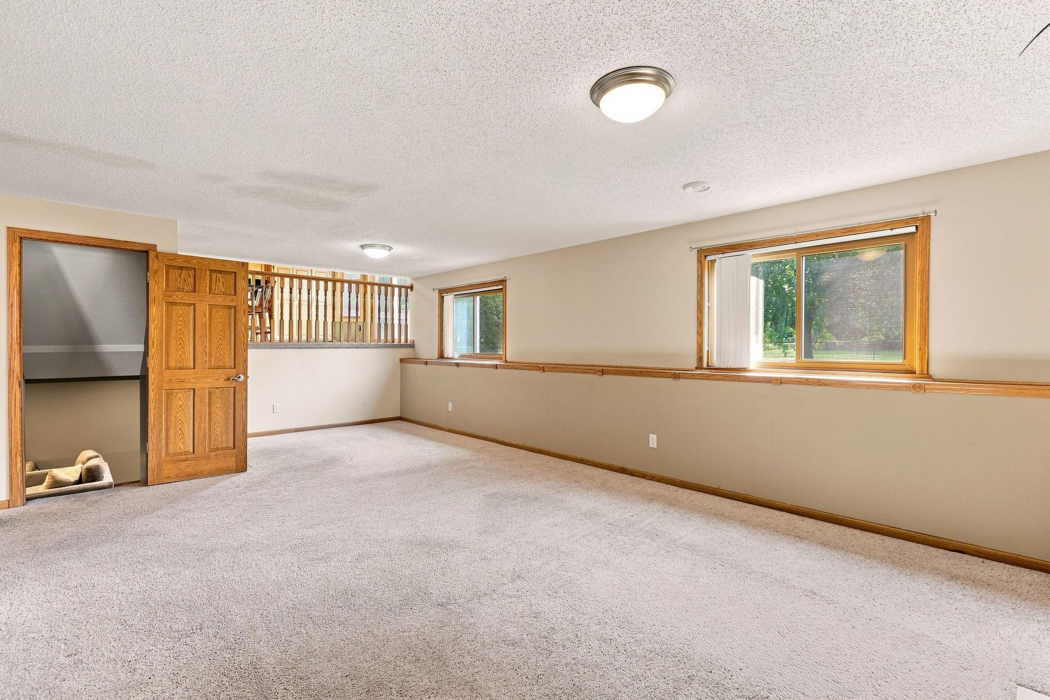 View of Residential at 13525 Oakwood Drive, Rogers MN 55374, Rogers (22 of 32) - Mike Wilen | Minnesota Team Real Estate