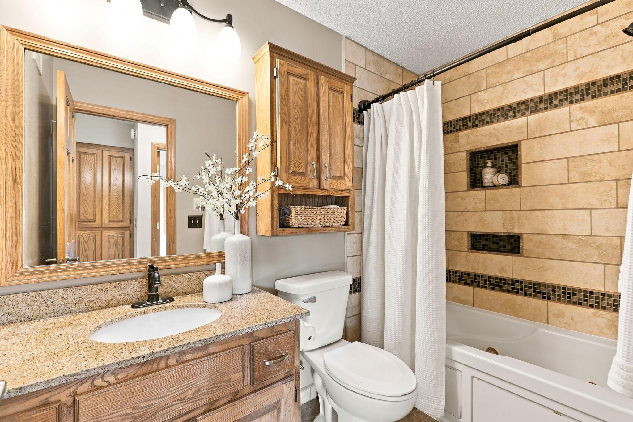 View of Residential at 13525 Oakwood Drive, Rogers MN 55374, Rogers (20 of 32) - Mike Wilen | Minnesota Team Real Estate