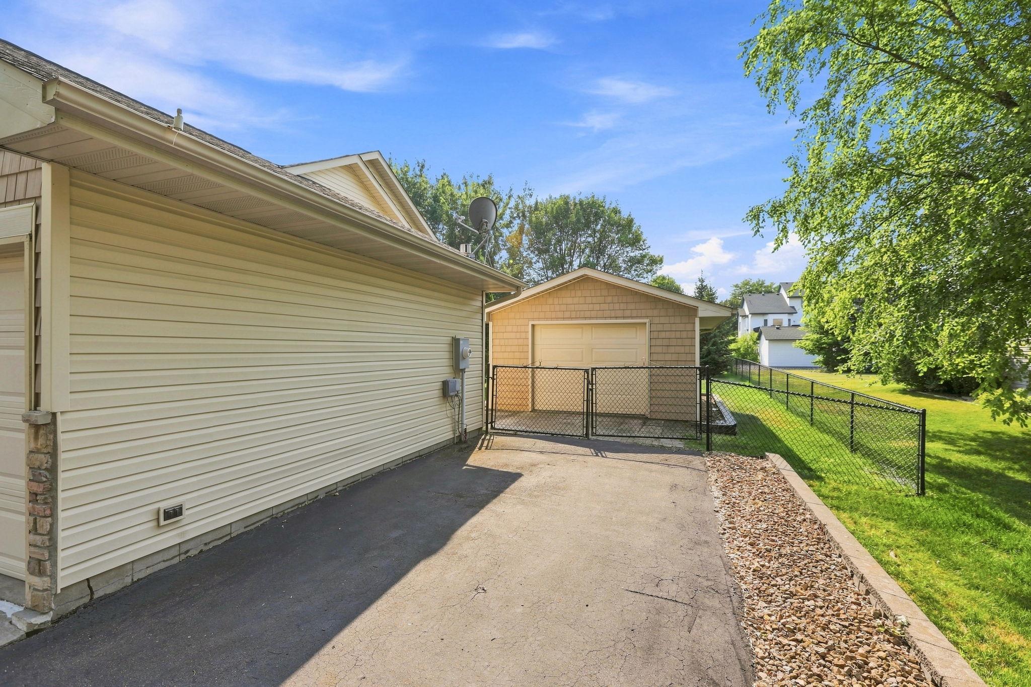 View of Residential at 13525 Oakwood Drive, Rogers MN 55374, Rogers (2 of 32) - Mike Wilen | Minnesota Team Real Estate