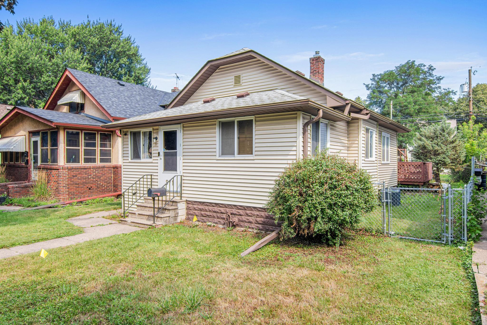 View of Residential at 971 Lawson Avenue, Saint Paul MN 55106, Saint Paul (28 of 33) - Mike Wilen | Minnesota Team Real Estate