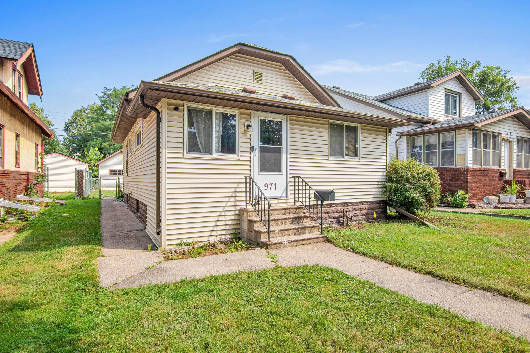 View of Residential at 971 Lawson Avenue, Saint Paul MN 55106, Saint Paul - Mike Wilen | Minnesota Team Real Estate
