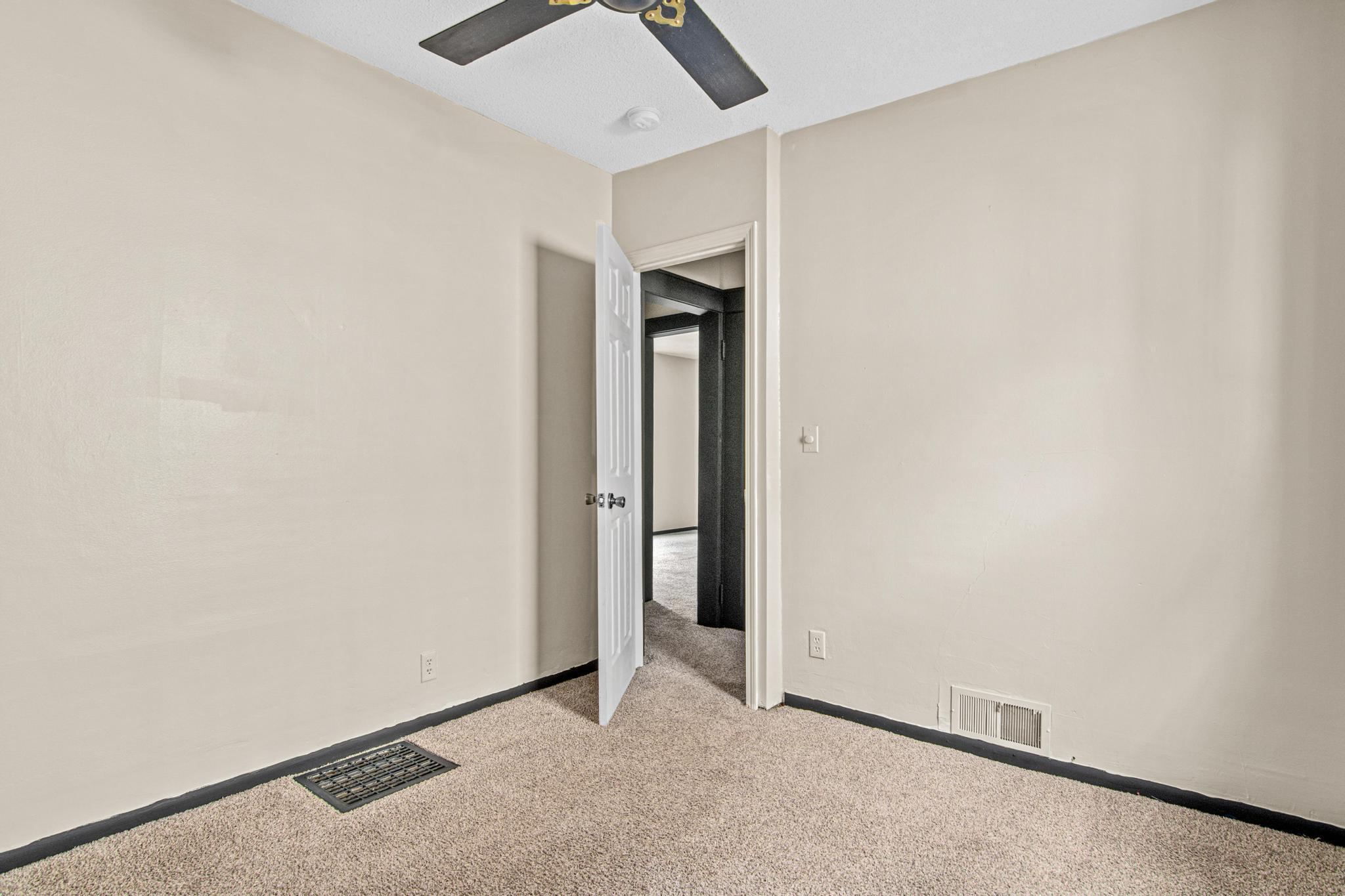 View of Residential at 971 Lawson Avenue, Saint Paul MN 55106, Saint Paul (18 of 33) - Mike Wilen | Minnesota Team Real Estate