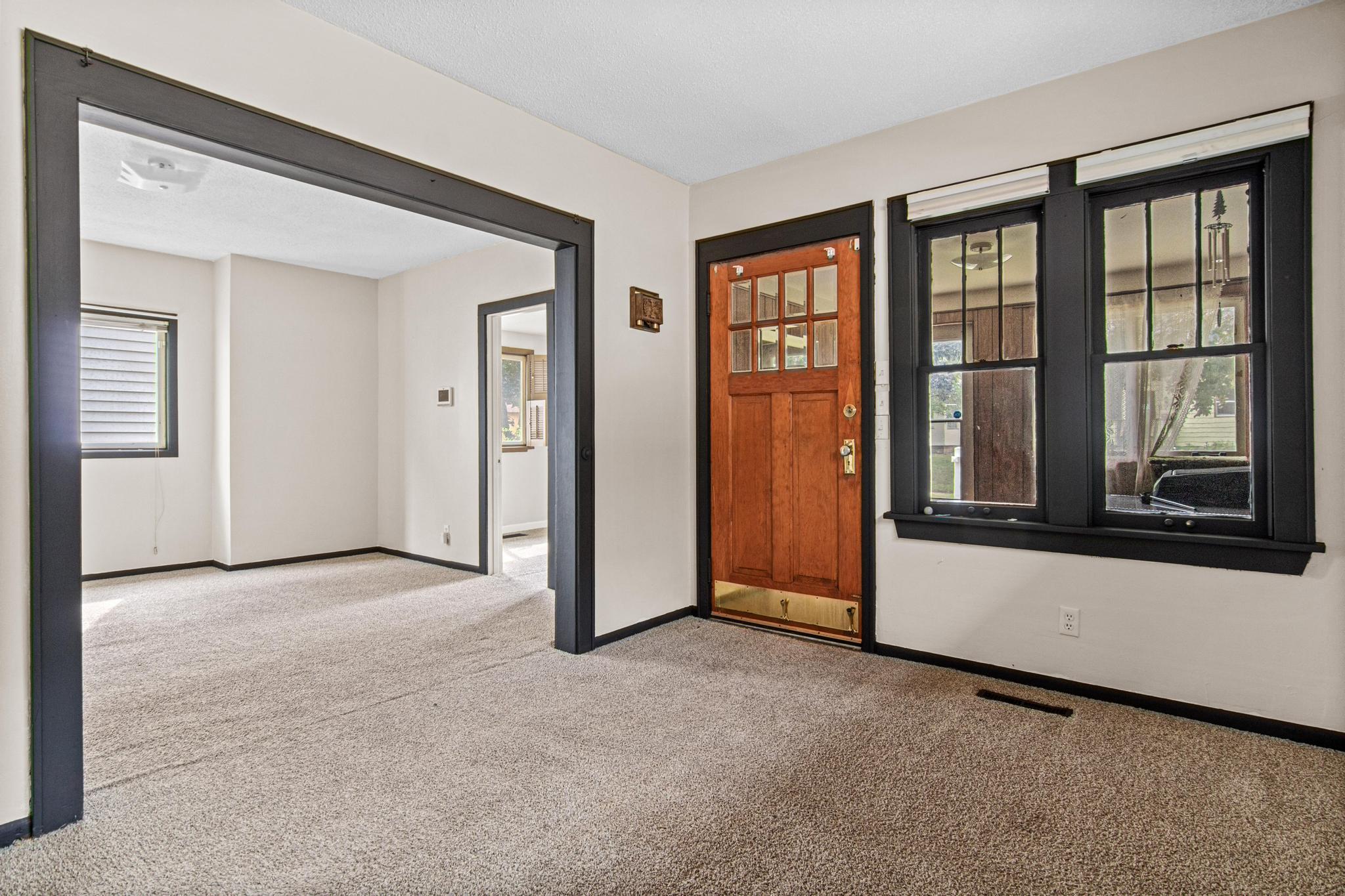 View of Residential at 971 Lawson Avenue, Saint Paul MN 55106, Saint Paul (3 of 33) - Mike Wilen | Minnesota Team Real Estate