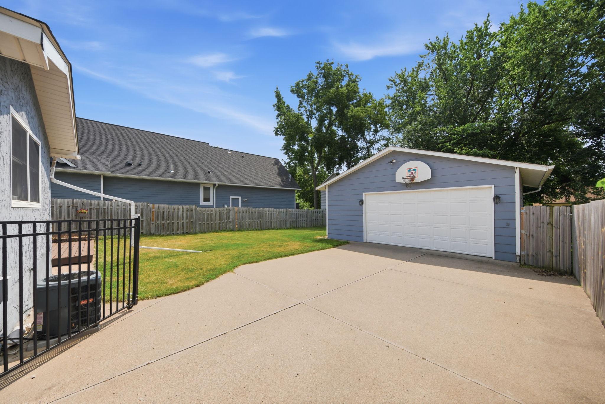 View of Residential at 2258 11th Street, White Bear Lake MN 55110, White Bear Lake (32 of 42) - Mike Wilen | Minnesota Team Real Estate