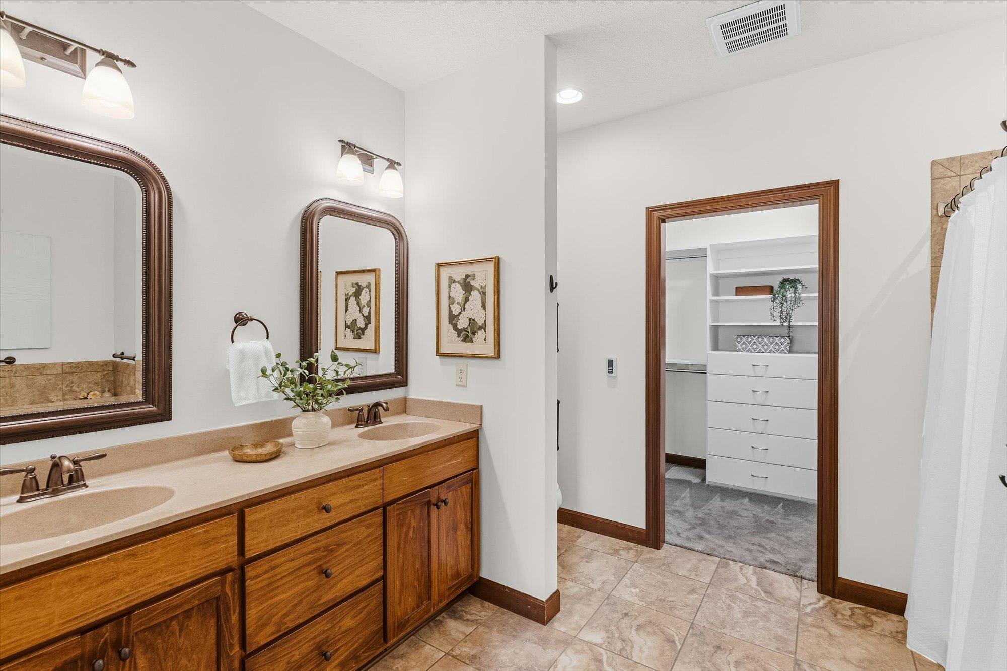 View of Residential at 5501 Fernbrook Lane, Plymouth MN 55446, Plymouth (21 of 68) - Mike Wilen | Minnesota Team Real Estate